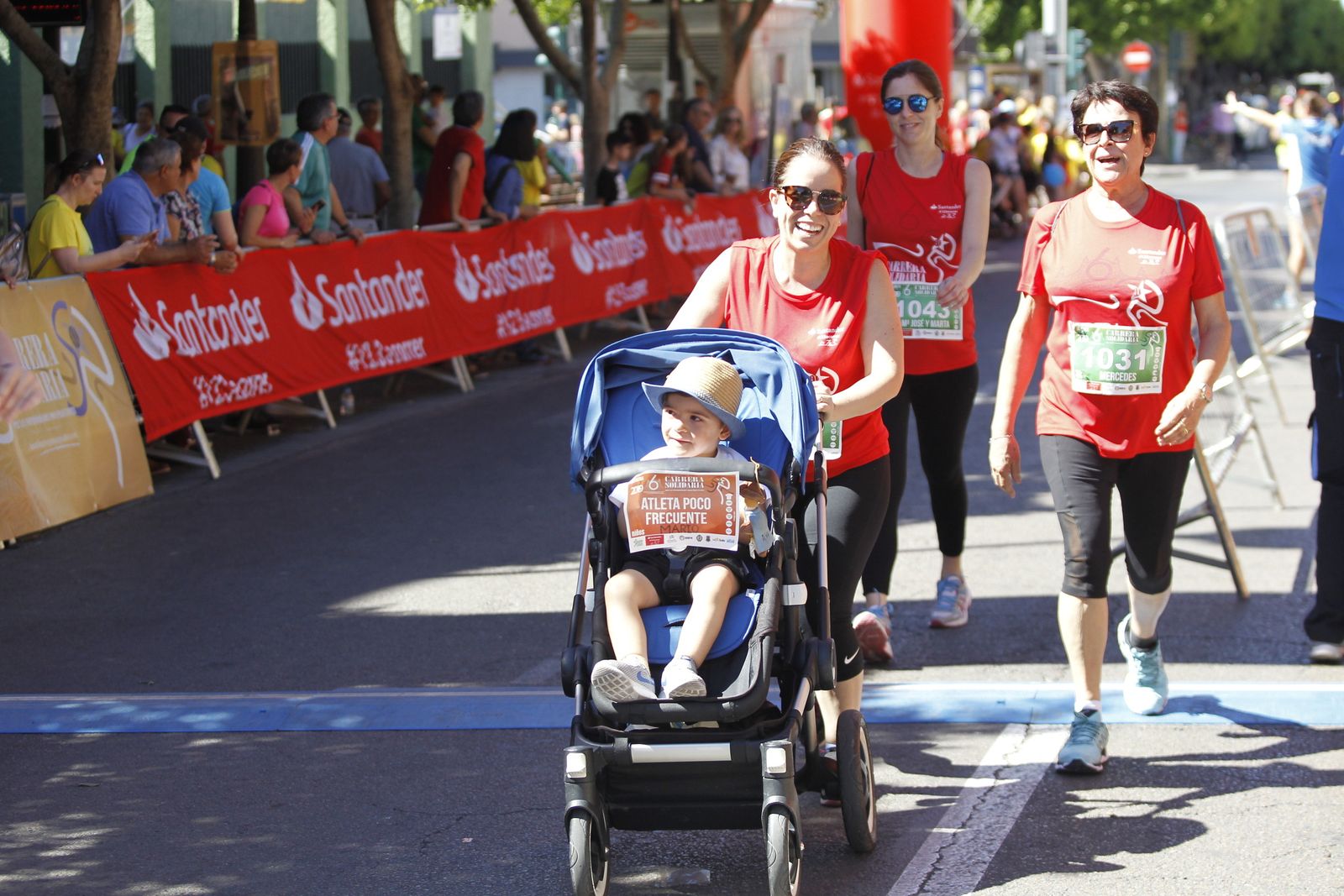 Fotogalería carrera atletismo popular enfermedades poco frecuentes. La Salle Almería