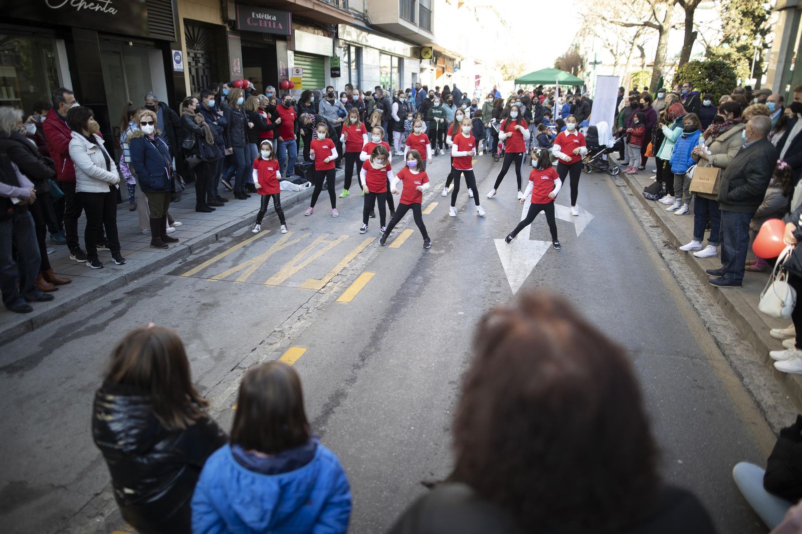 Fotos: así ha sido el Día Sin Coche en el barrio de la Chana en Granada