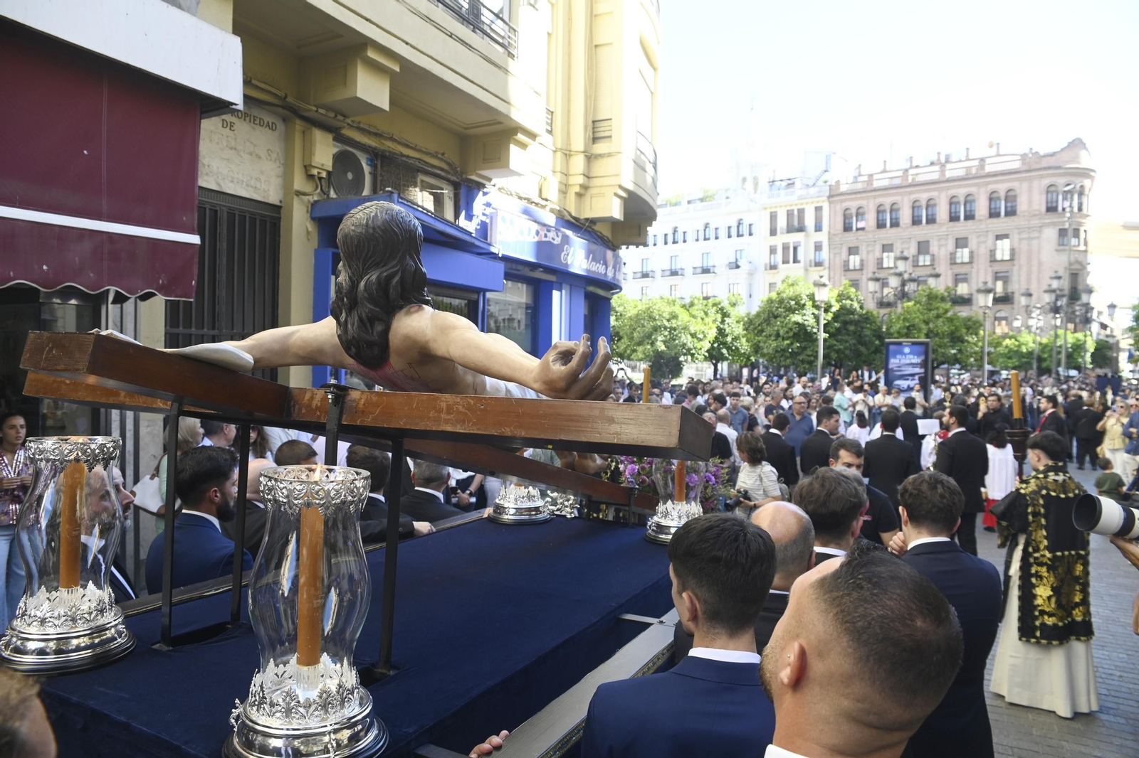 El Cristo de las Aguas de Palma del Río en el Magno Vía Crucis de Córdoba