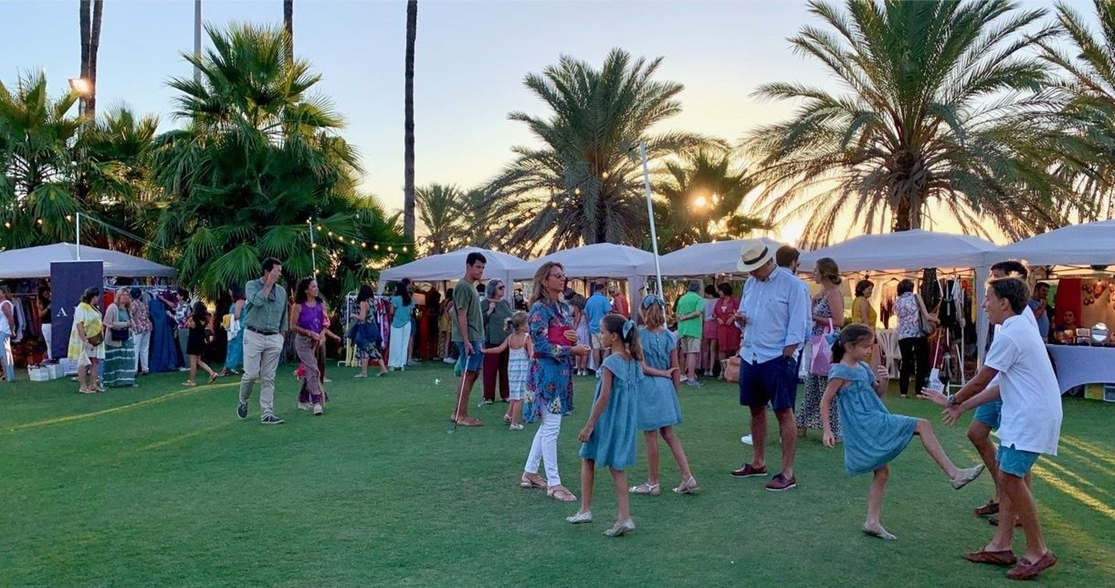 Mercadillos con Encanto y solidarios a los que no puedes faltar.