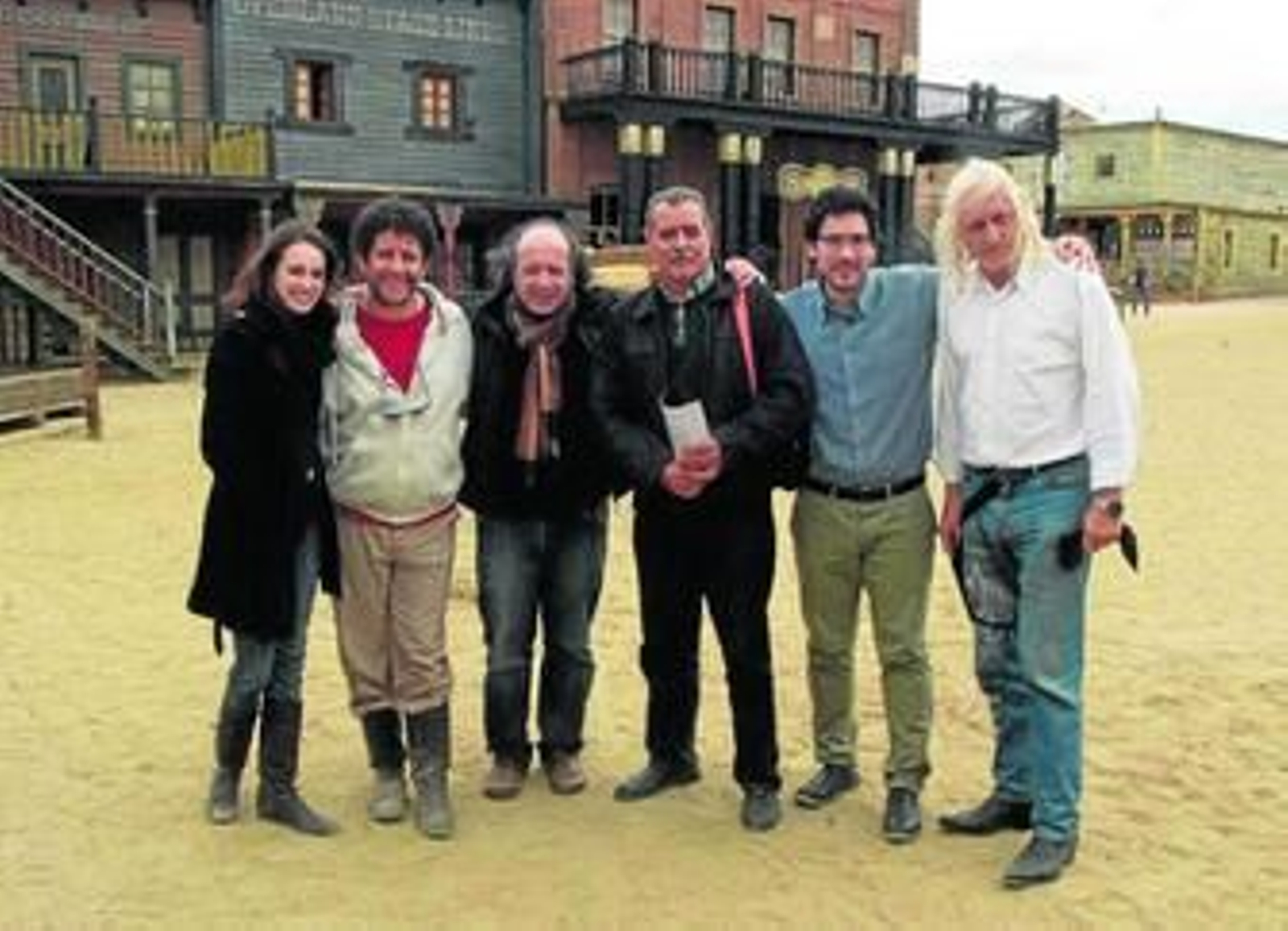 Ainara Martínez, Pedro Casablanc, Manuel Tallafé, Ángel Gómez Rivero, Gonzalo Gala y Peter Van Raden.