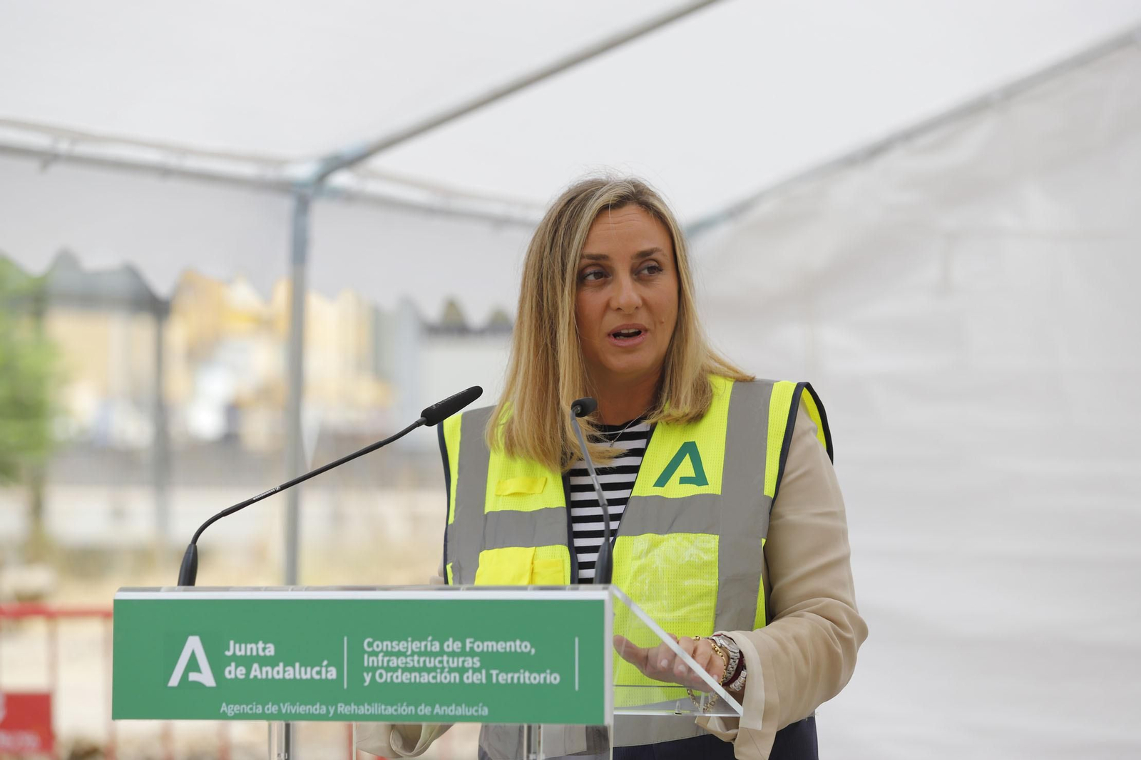 Imágenes del inicio de las obras de construcción de 48 viviendas protegidas en Huelva