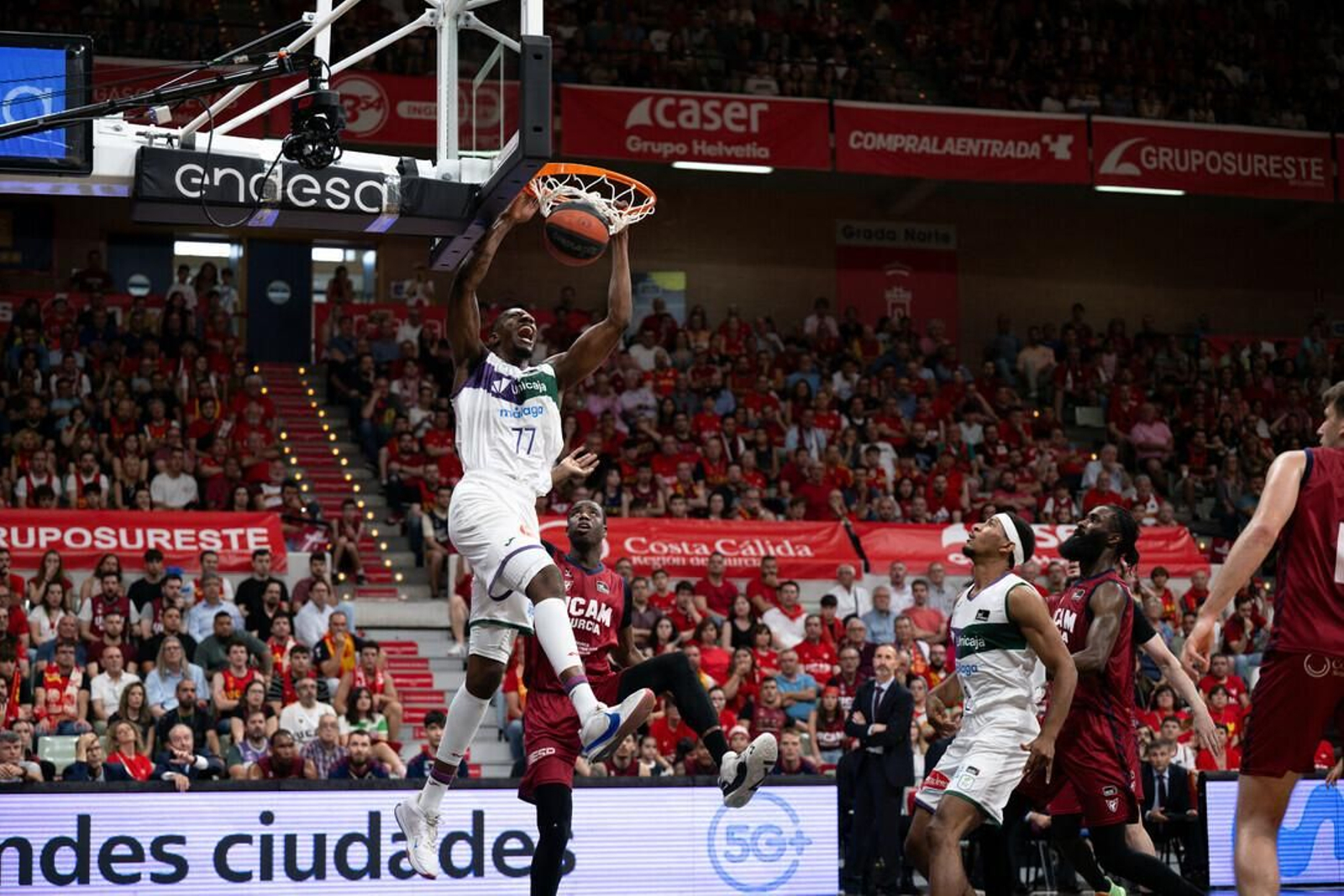 Las fotos del UCAM Murcia - Unicaja, 3º partido de semifinales de la ACB