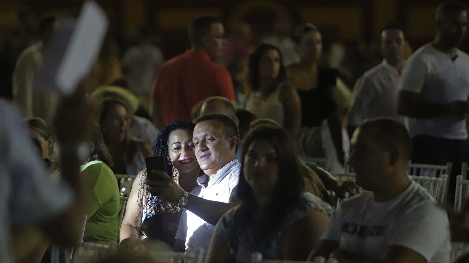 Ambiente en el concierto de Niña Pastori en Algeciras