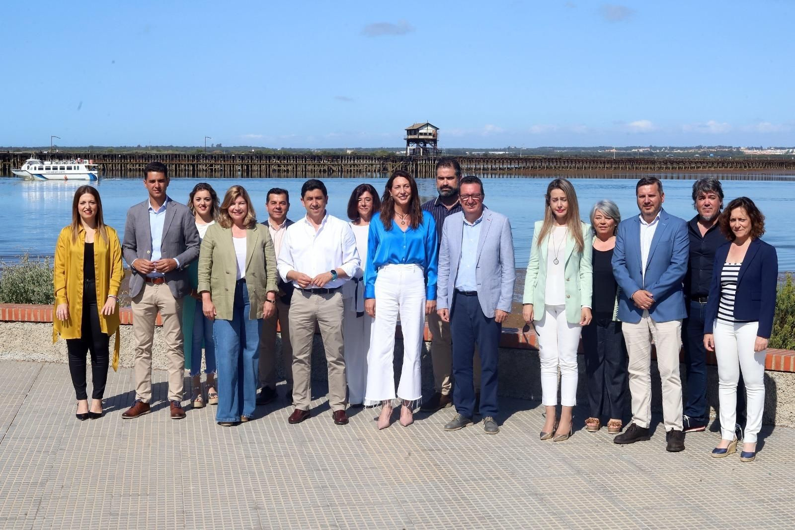 Loles López destaca que los candidatos del PP por Huelva "son de aquí" y saben lo que necesita