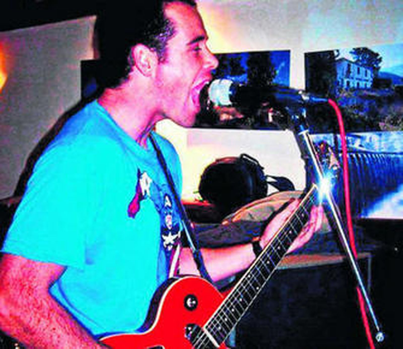 José Sáez Gallardo, el guitarrista del grupo.