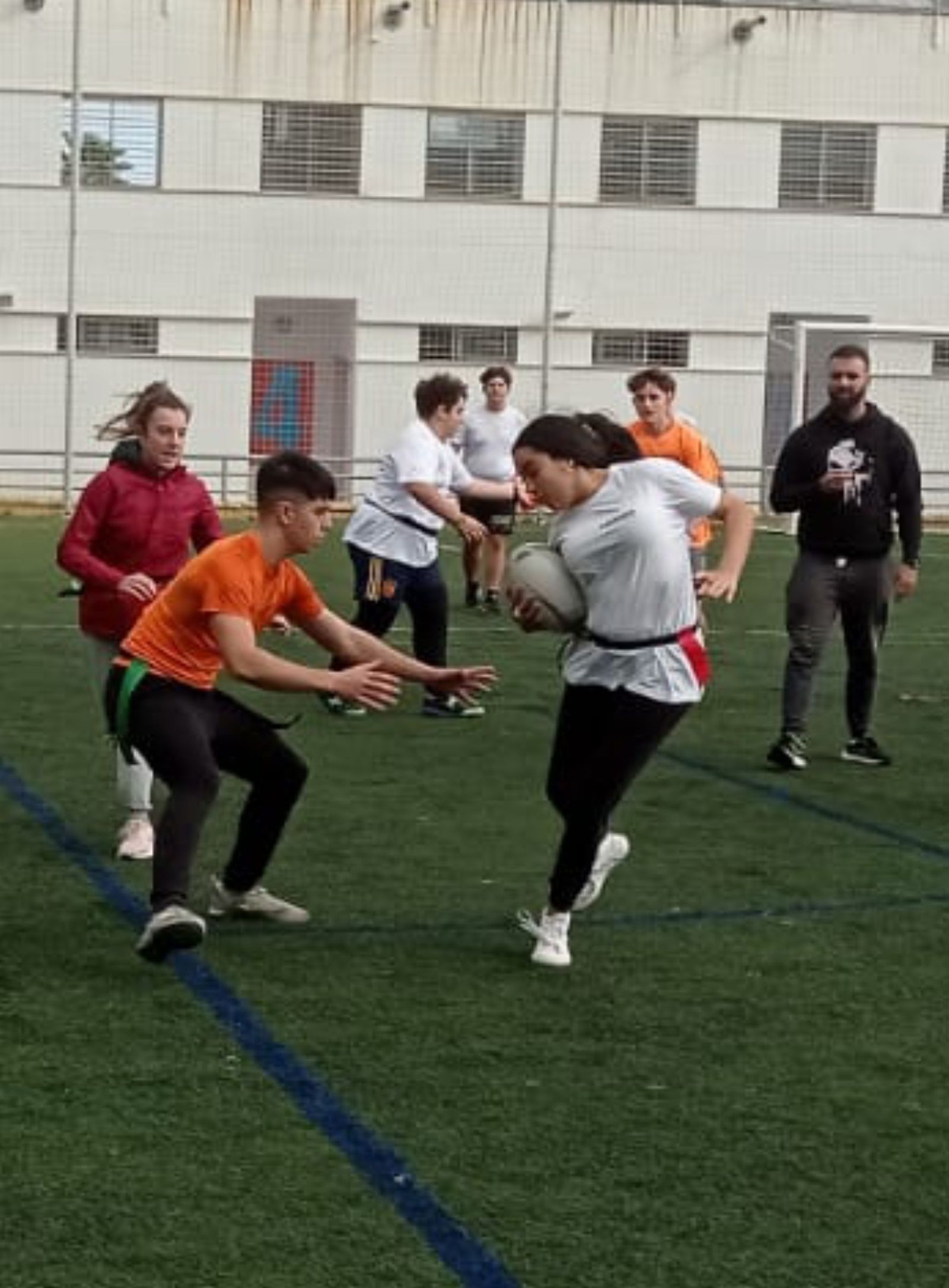 Una imagen de la competición de rugby intercentros.