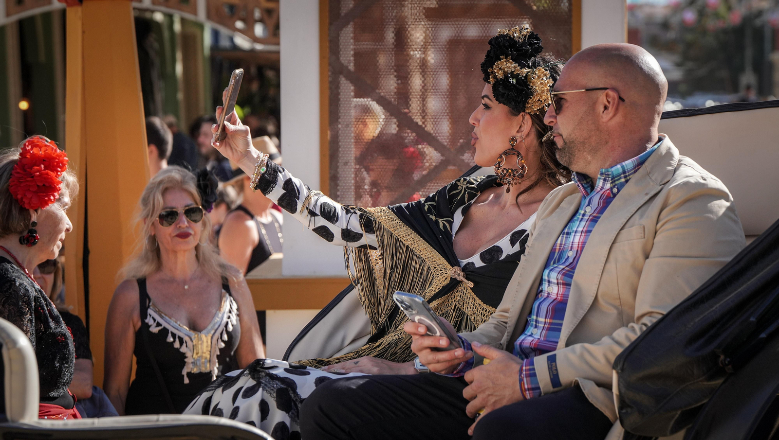 Imágenes del ambiente el lunes en la Feria de Jerez 2024