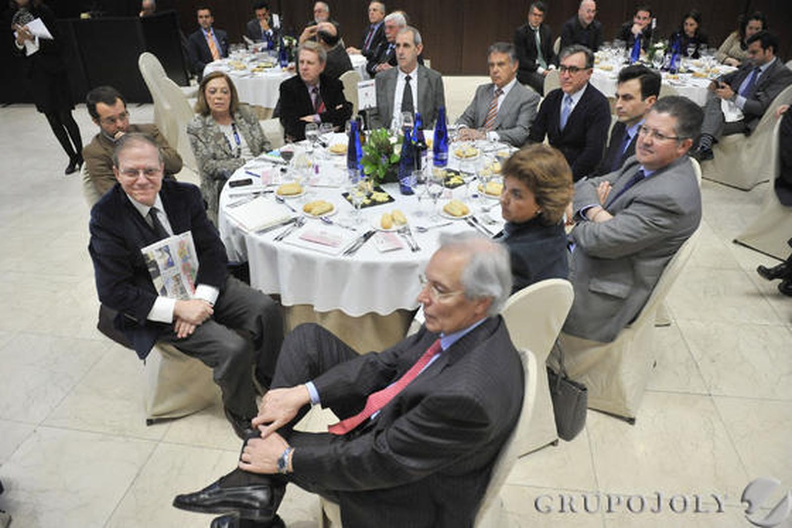 Alberto Pérez, Juan Manuel Marqués Perales, Amparo Rubiales, Jaime Montaner, Antonio Ortiz, Antonio Ojeda, Ignacio Martínez, José María Martín, Antonio Martín, Rocío Medina y Miguel Ángel Pino. / Fotos: B. Vargas·J.C. Vázquez