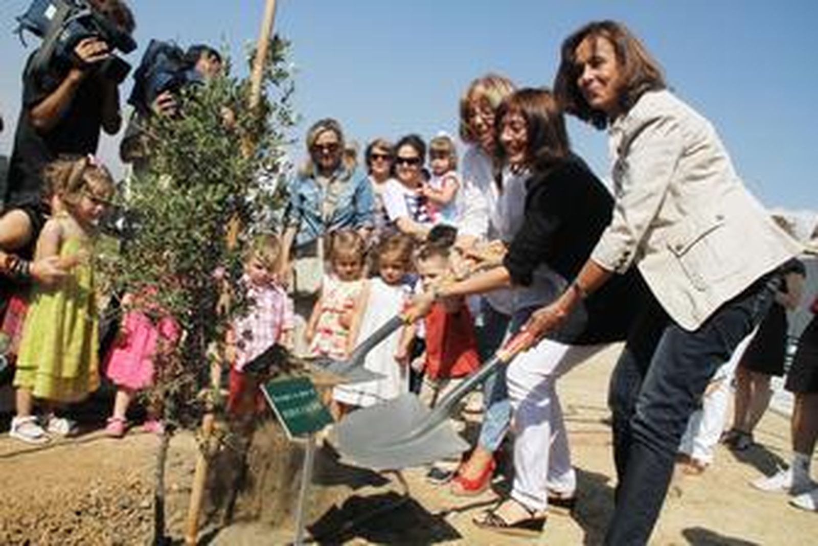 La UMA inaugura 'El Bosque del Conocimiento'
