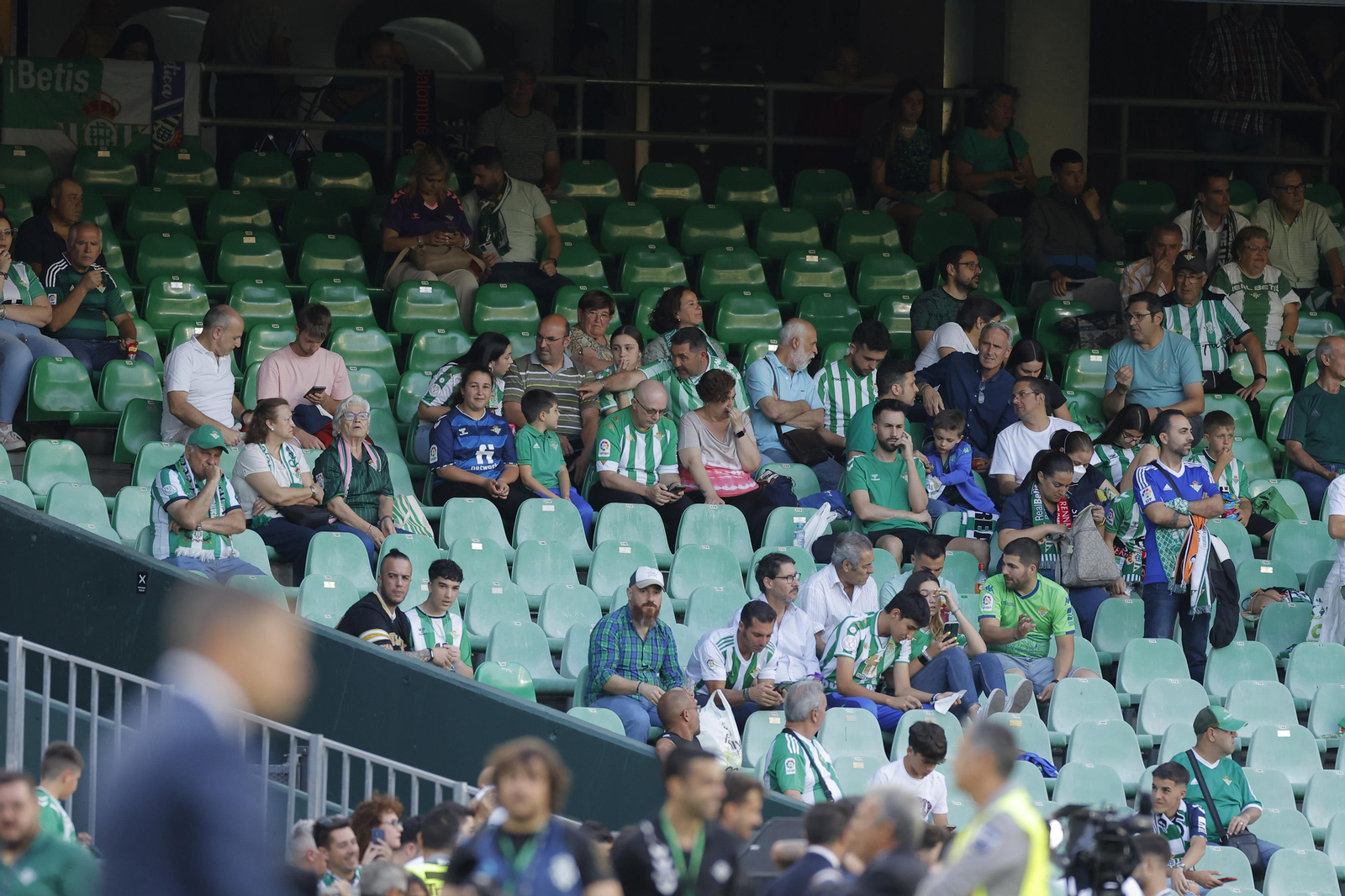Búscate en las fotos del Betis-Rayo