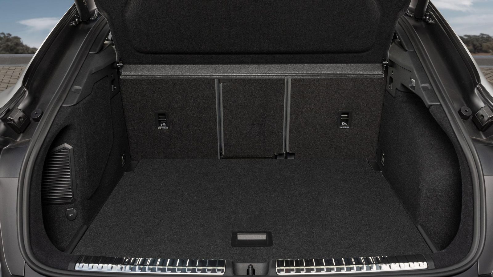 No hay diferencias de volumen en el maletero entre las dos carrocerías, pero sí de unas opciones mecánicas a otras. En cualquier caso, ninguno es de referencia por su capacidad.