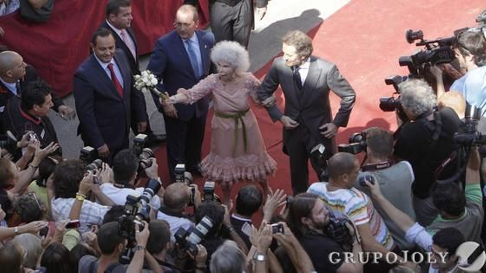 El matrimonio, ante los medios.

Foto: Antonio Pizarro