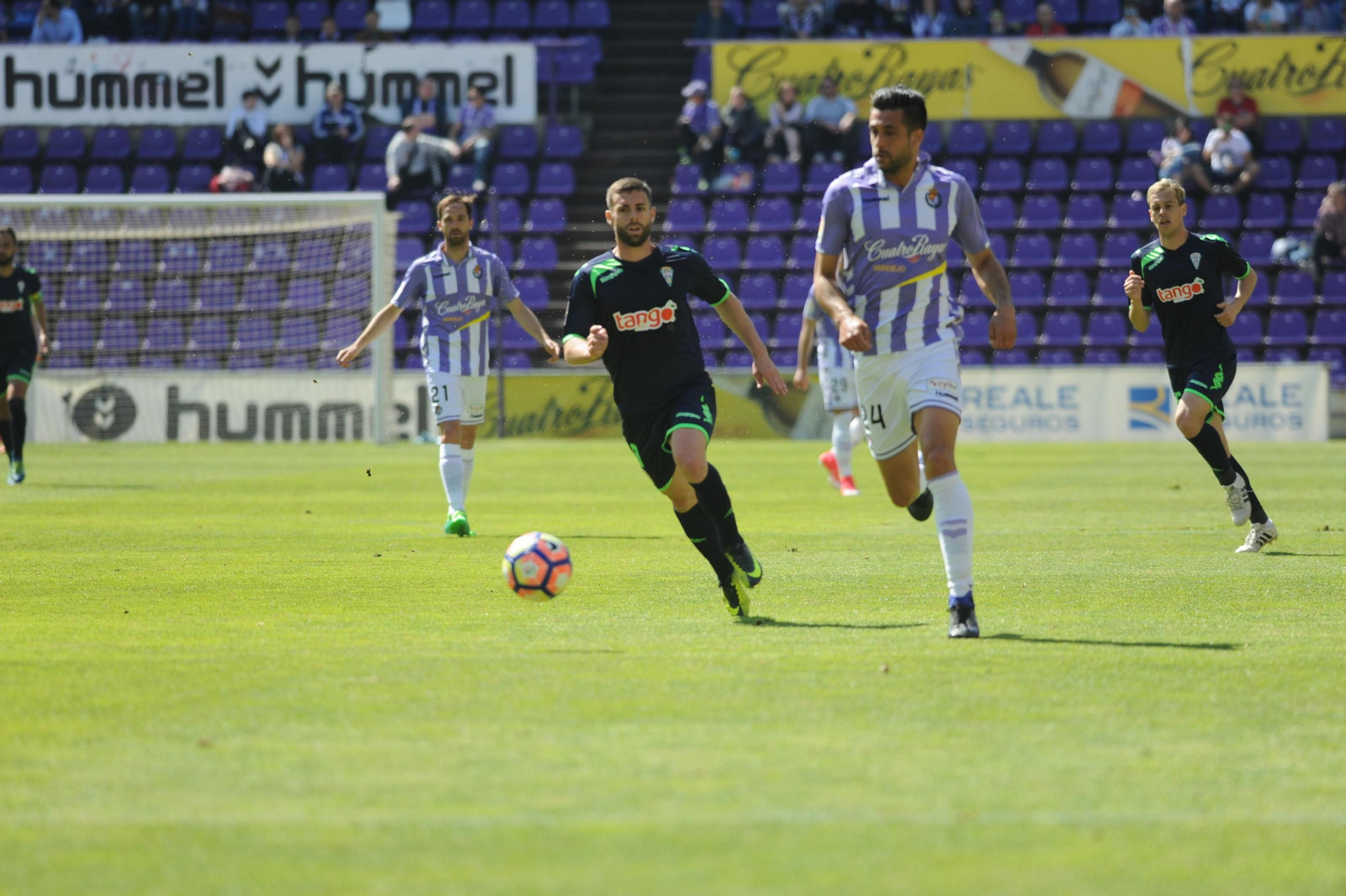El Valladolid-Córdoba CF, en imágenes