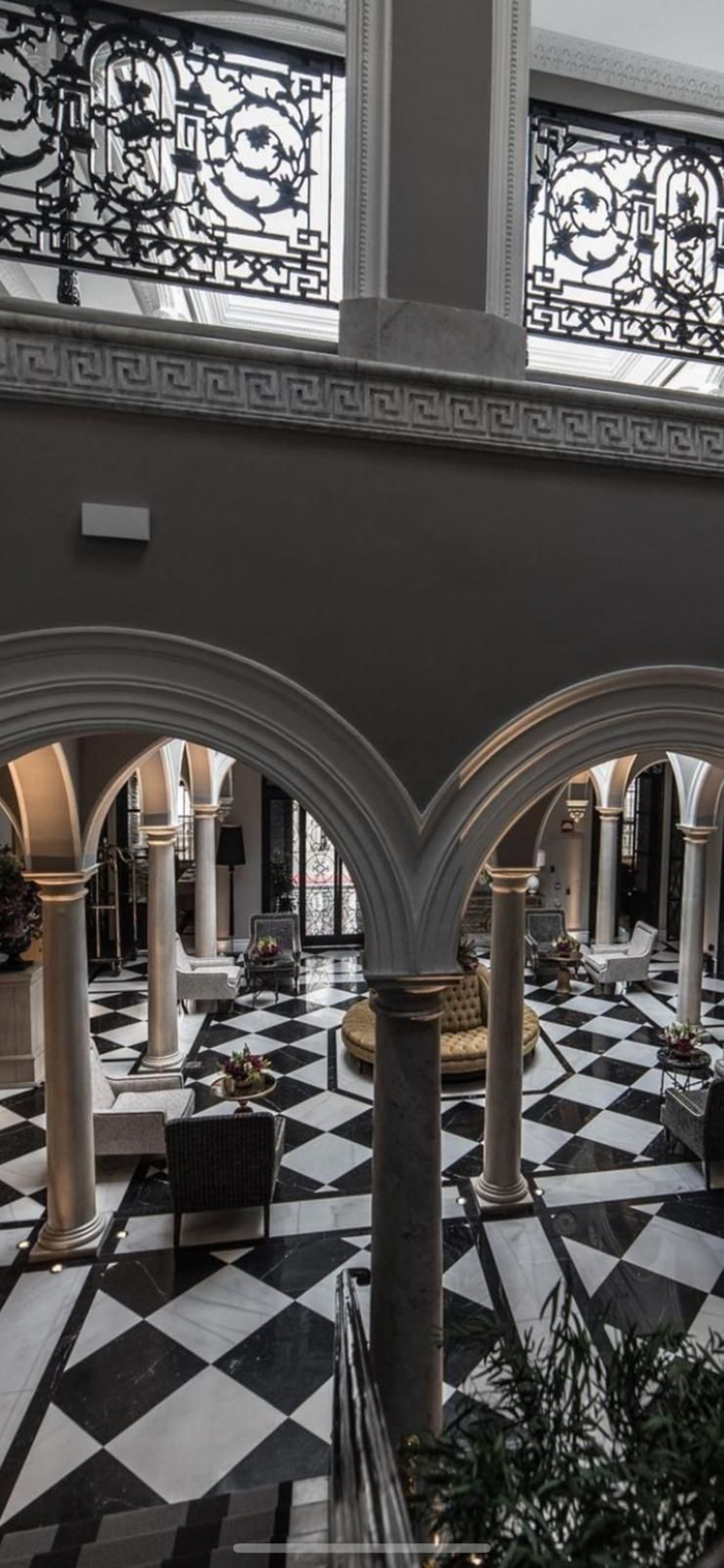 Imágenes del interior de uno de los hoteles más lujosos de Cádiz: el hotel Casa Palacio María Luisa de Jerez Imágenes del interior de uno de los hoteles más lujosos de Cádiz: el hotel Casa Palacio María Luisa de Jerez