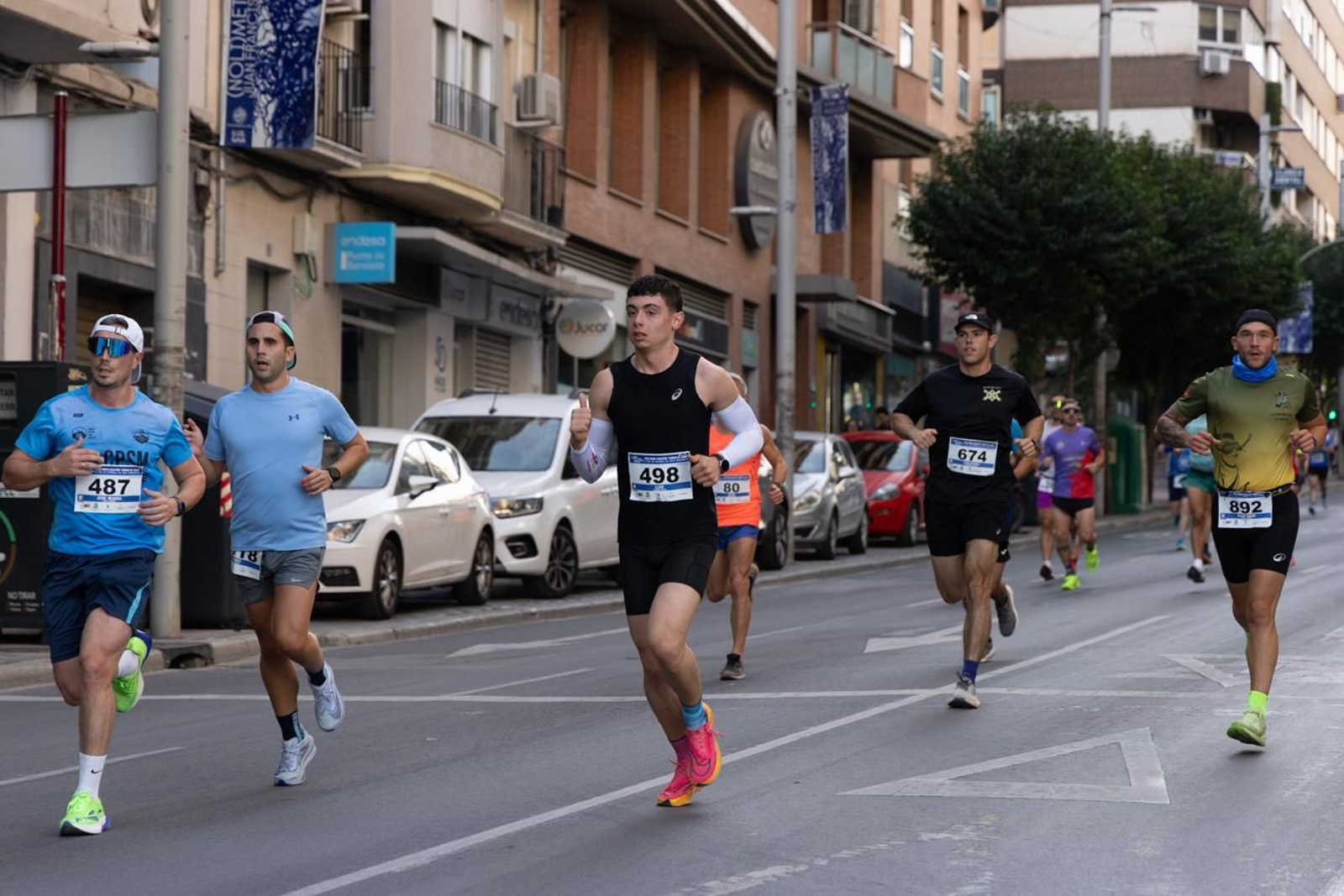 En imágenes: multitudinaria e histórica XXIX Media Maratón 'Ciudad de Jaén' y 10k en memoria de Paco Manzaneda (2)