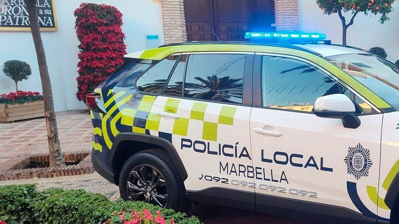 Un vehículo de la Policía Local de Marbella.