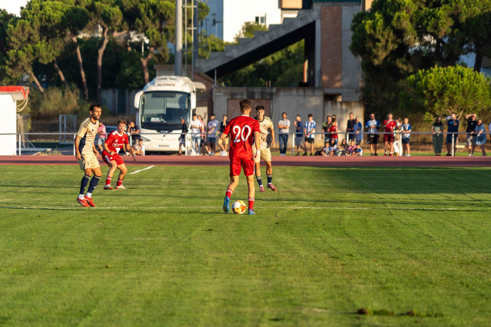 Imágenes del XXXIX Memorial Manuel González Rodríguez entre el Recreativo de Huelva - Sevilla Atlético