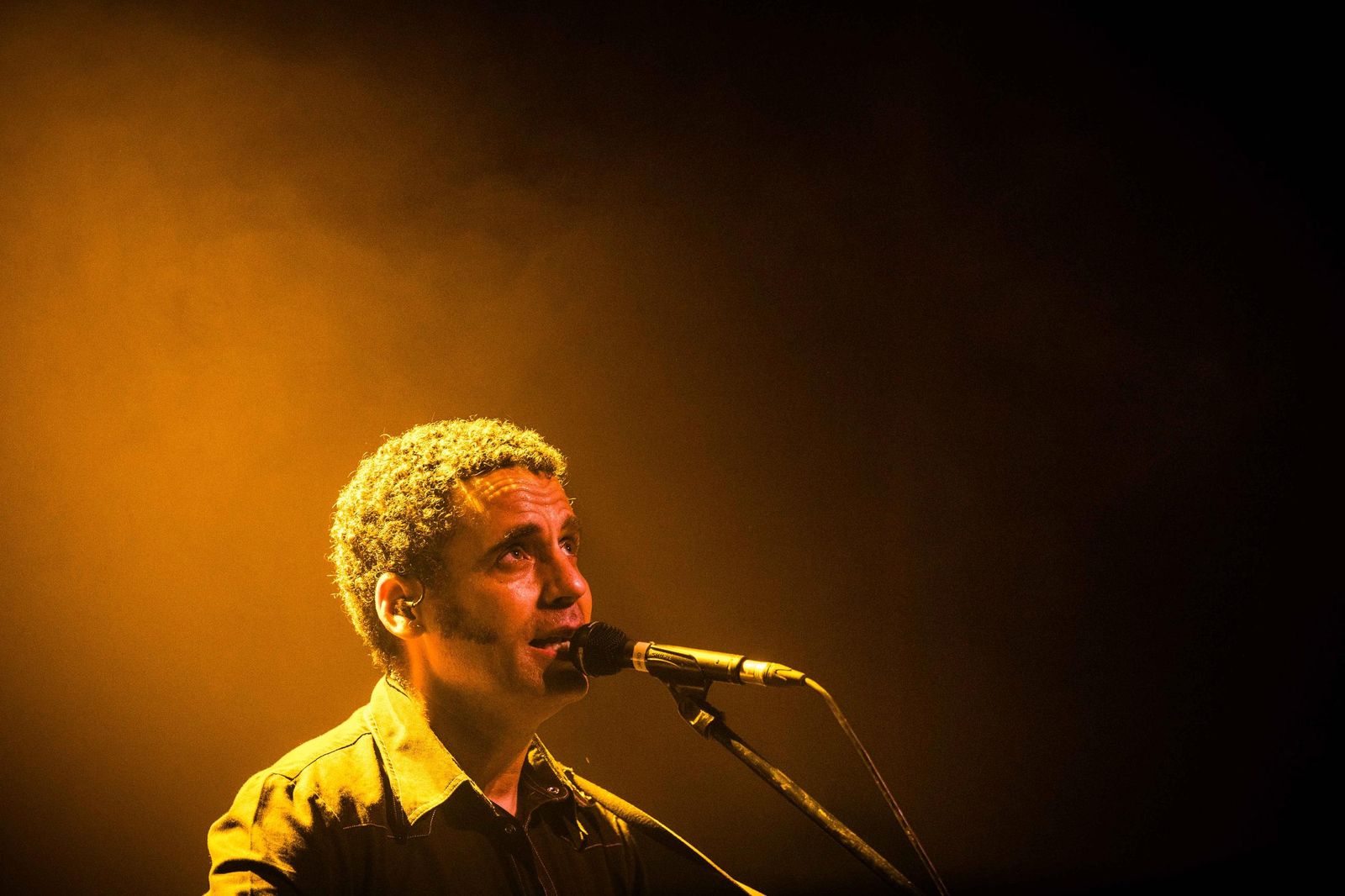 Espectacular concierto de Depedro en el Teatro de las Cortes de San Fernando