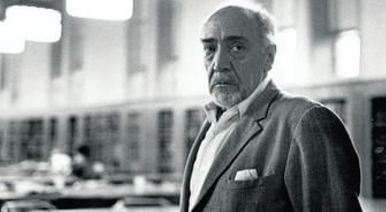 Ramón J. Sender, en una instantánea de su época de madurez.