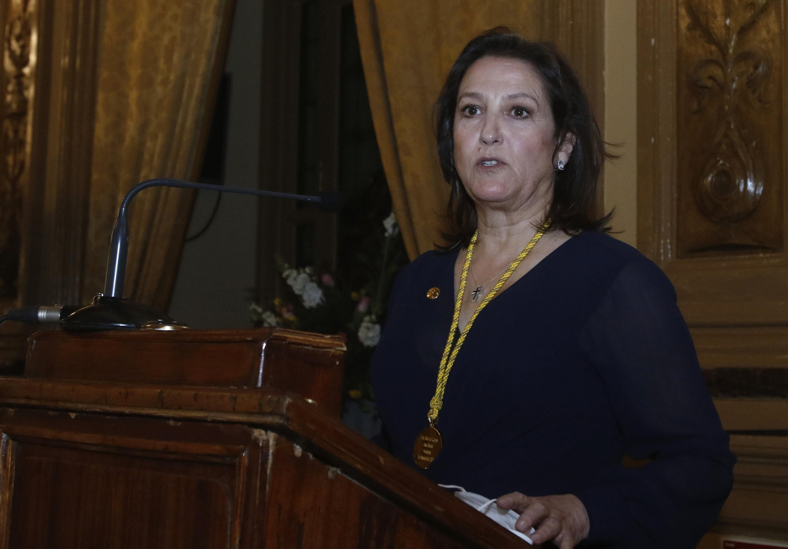 La toma de posesión de Carmen Arias como presidenta del Colegio de Médicos, en fotografías.