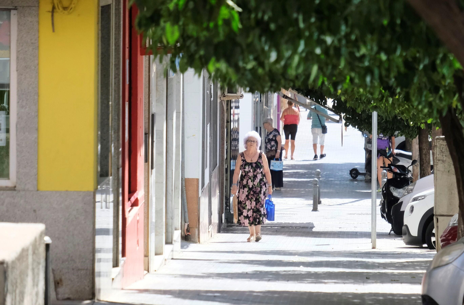 Un día de agosto en el barrio cordobés de Fátima, en imágenes