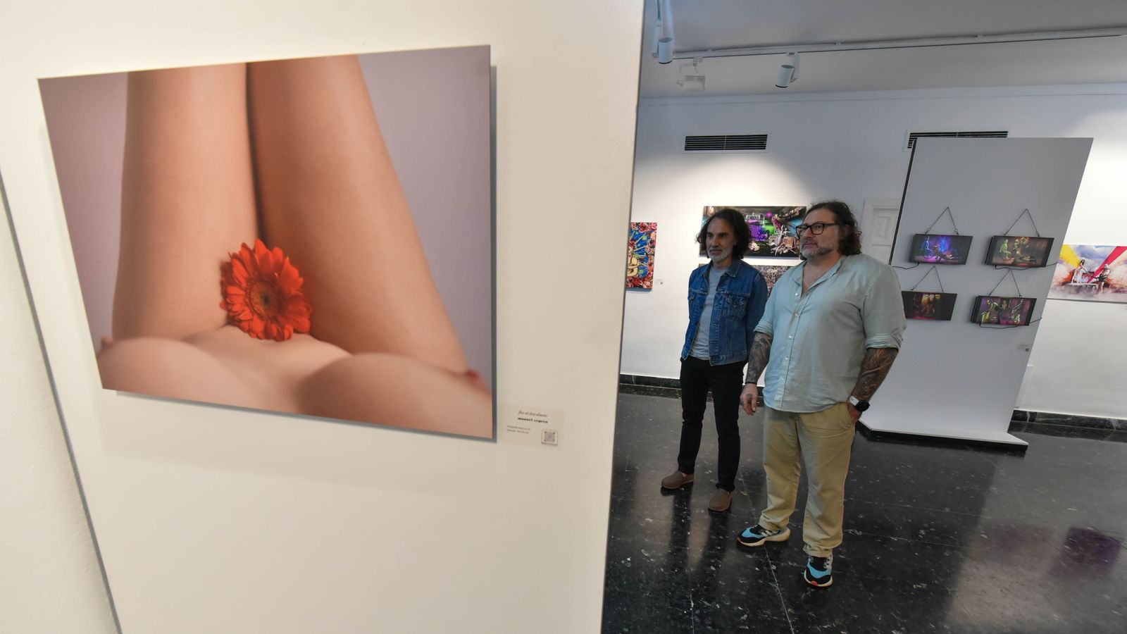 La exposición 'Sex-upone' en la Línea, en imágenes