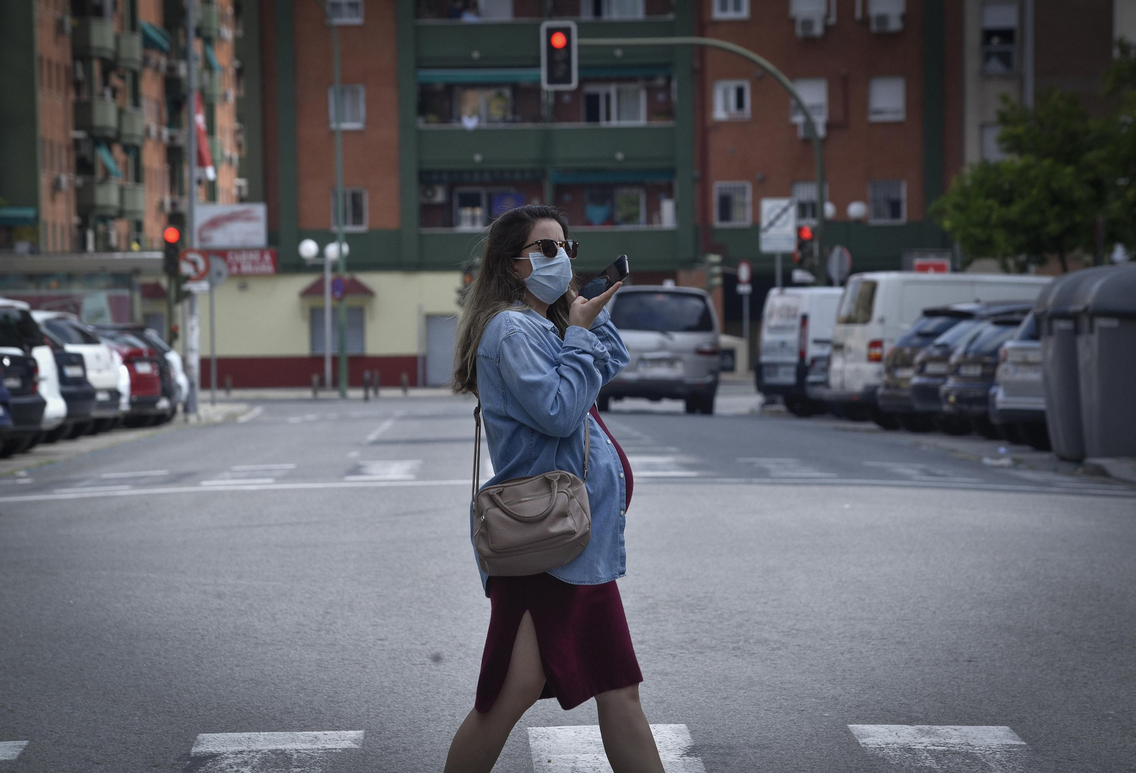 La resistencia en las calles de Sevilla por el estado de alarma: de Santa Justa a Plaza de Armas