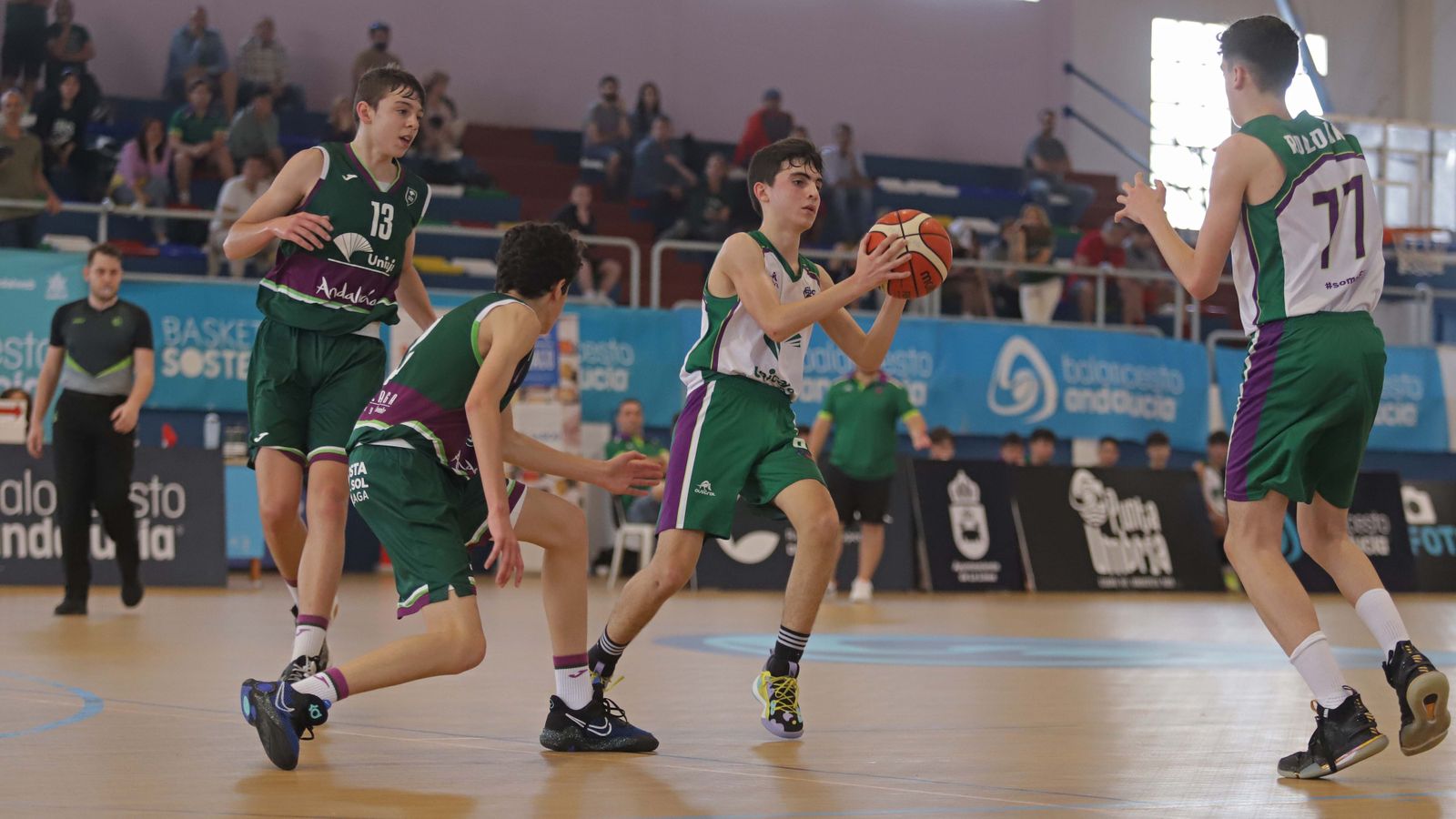 Fotos de las semifinales del Campeonato de Andalucía infantil masculino de La Línea