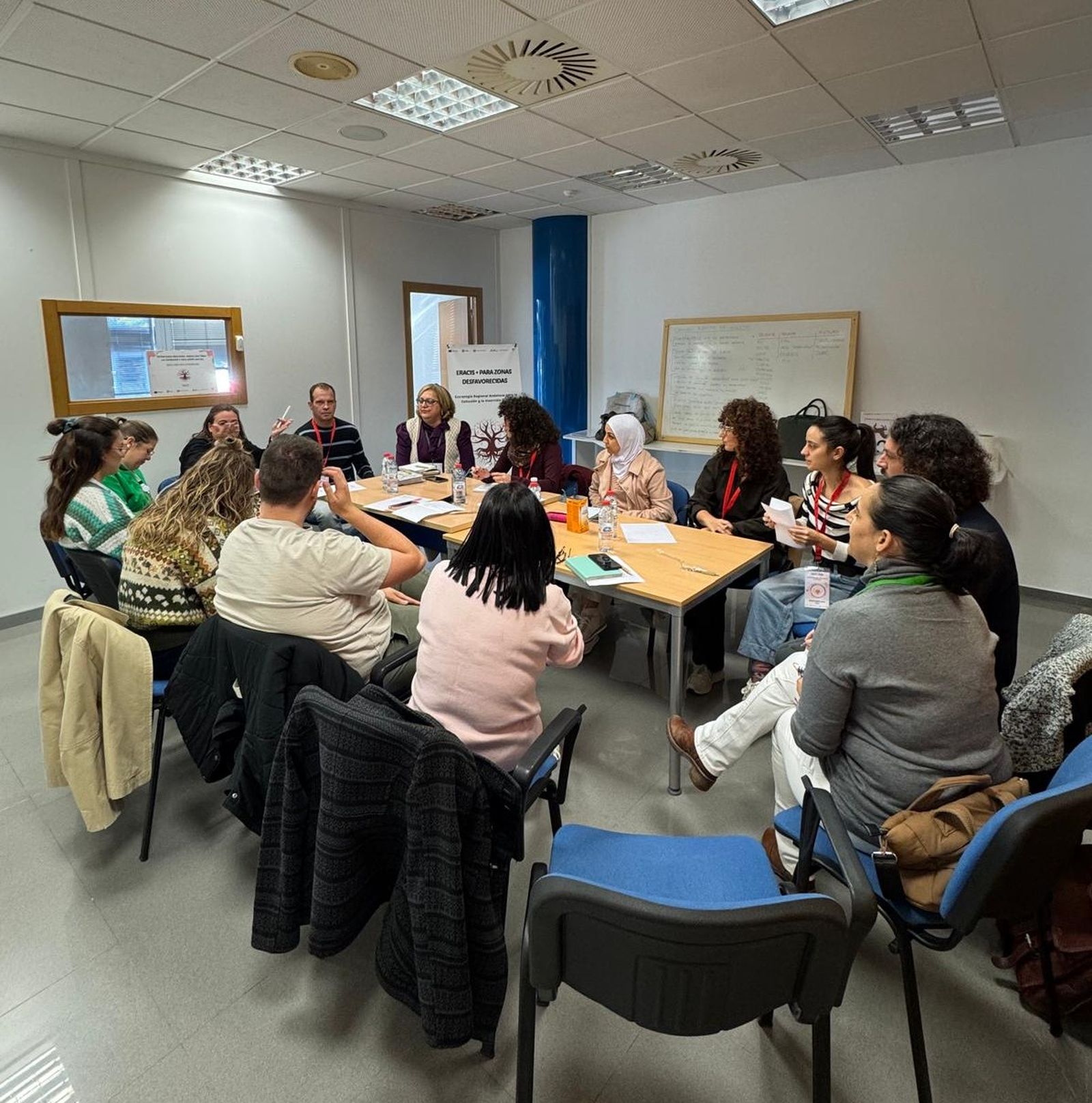 Reunión del equipo de ERACIS+.
