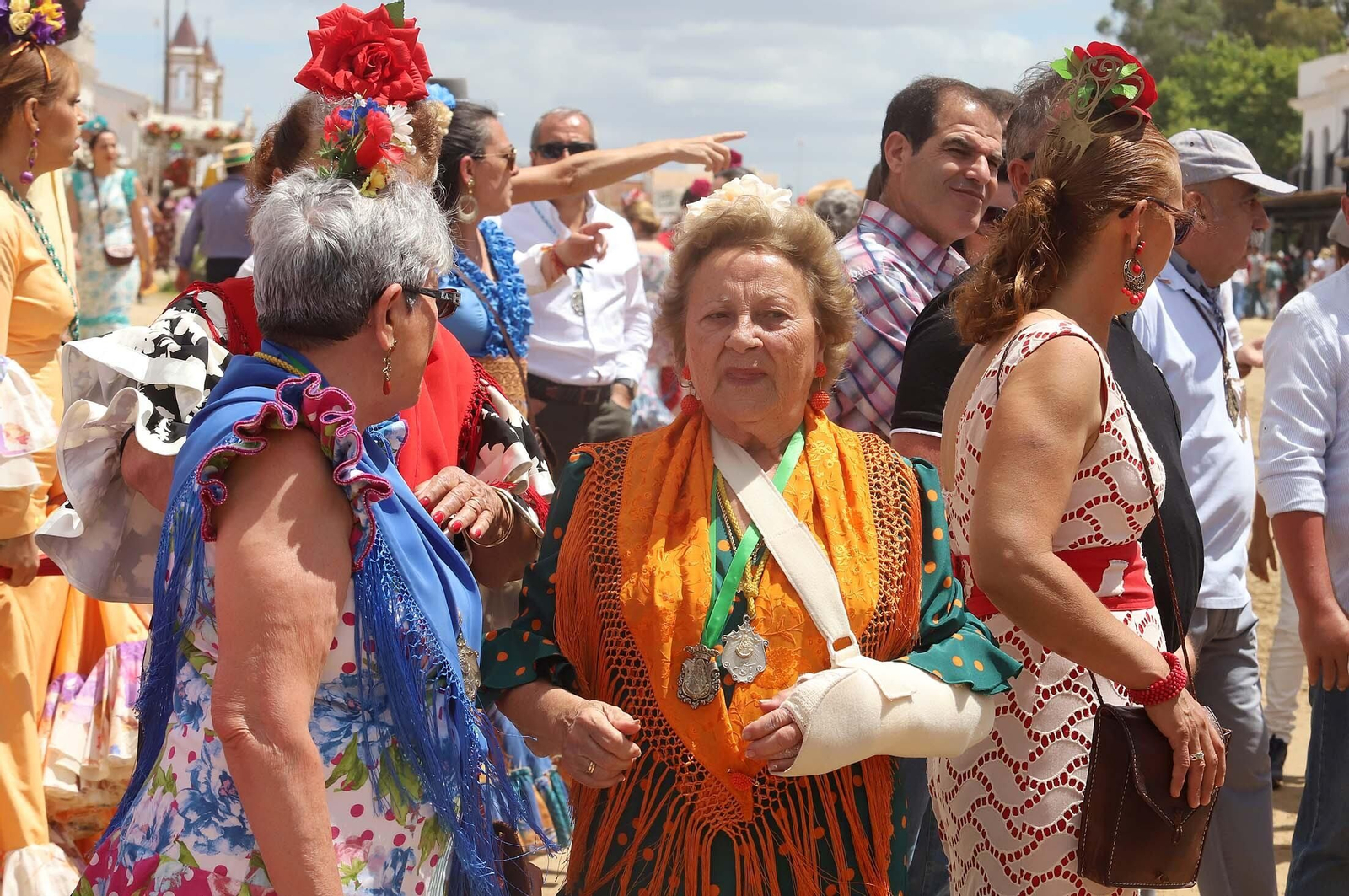 Imágenes del ambiente El Rocío y en Casas de Hermandades