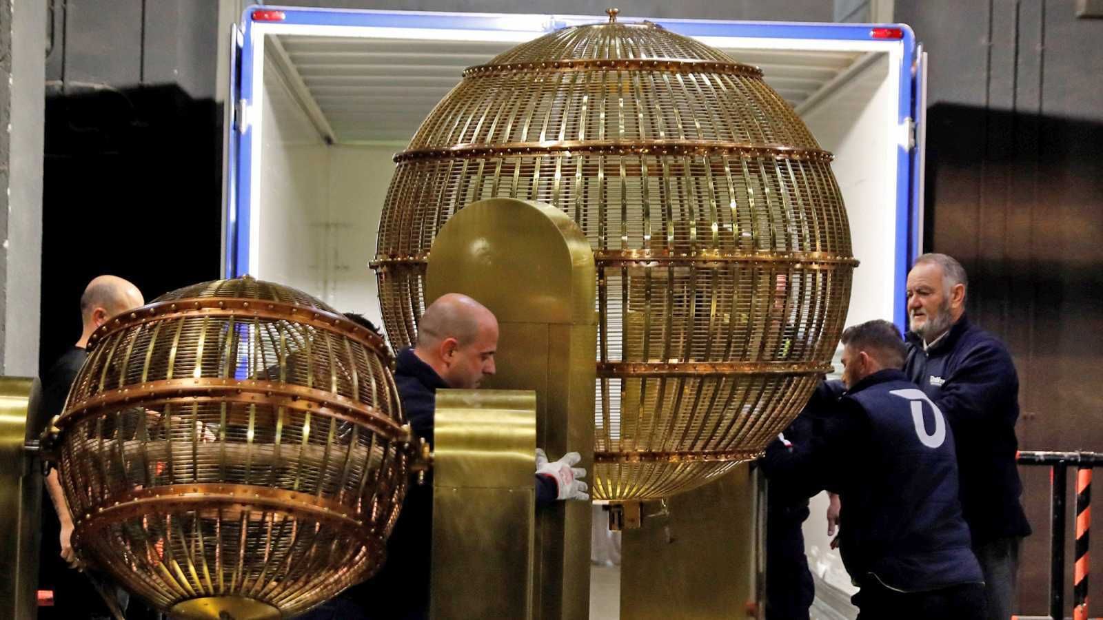 Sorteo de la Lotería de Navidad, un juego puramente estadístico con aderezos de suerte