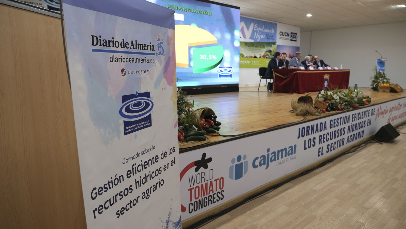 Imágenes de las jornadas de la CUCN sobre el agua en la Expolevante de Níjar.