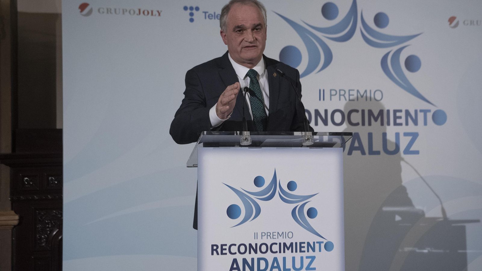 Antonio Mingorance, durante su discurso en nombre de los farmacéuticos.