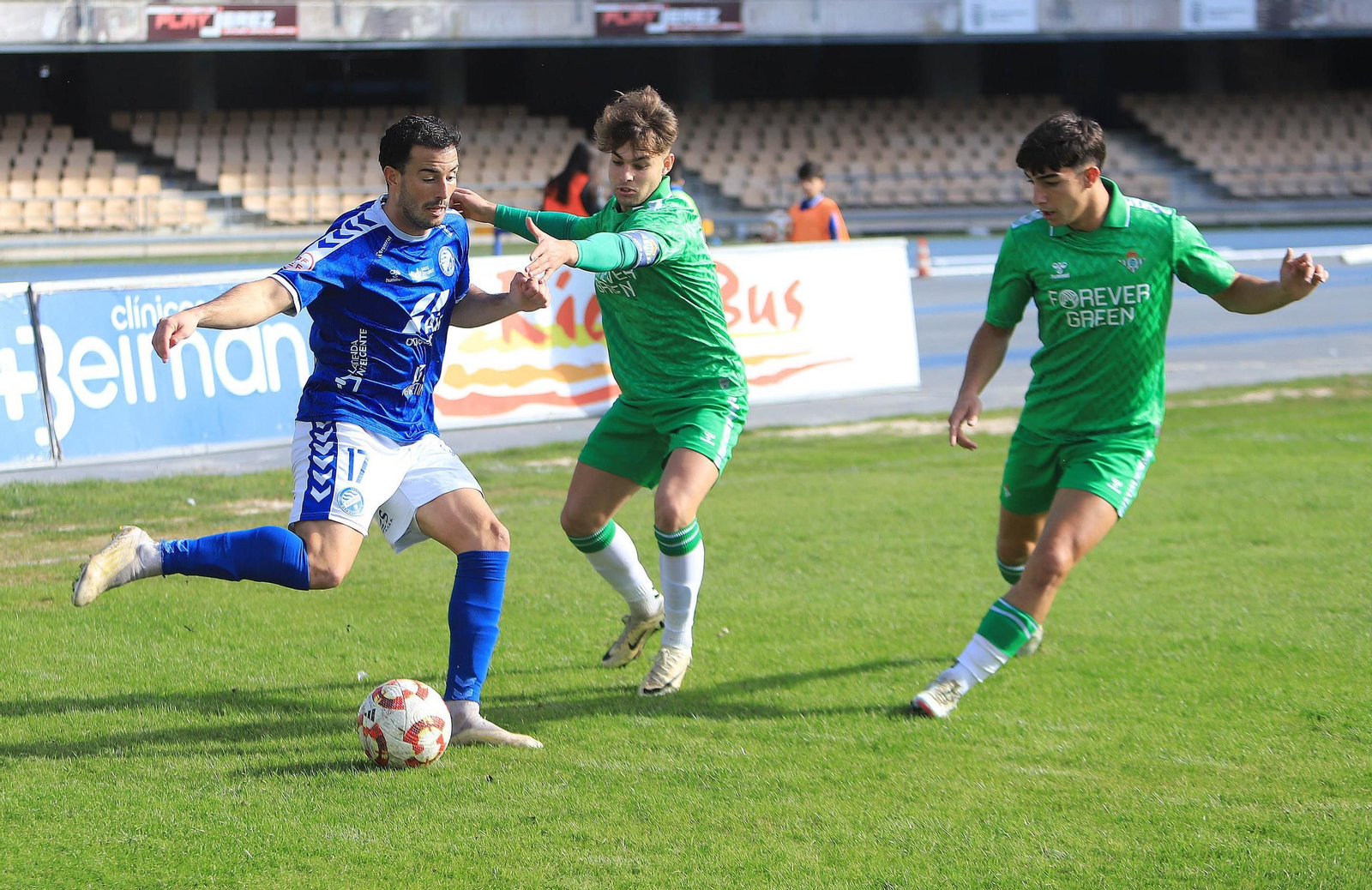 Imágenes del amistoso entre el Xerez DFC - Betis Deportivo