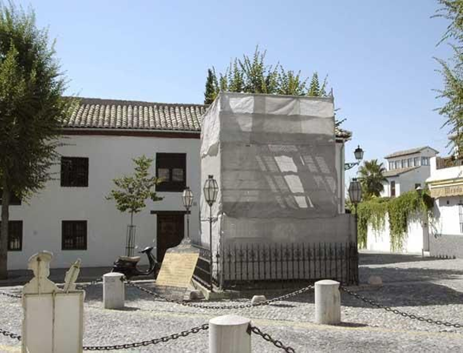 Arranca la restauración del Cristo de San Miguel Bajo