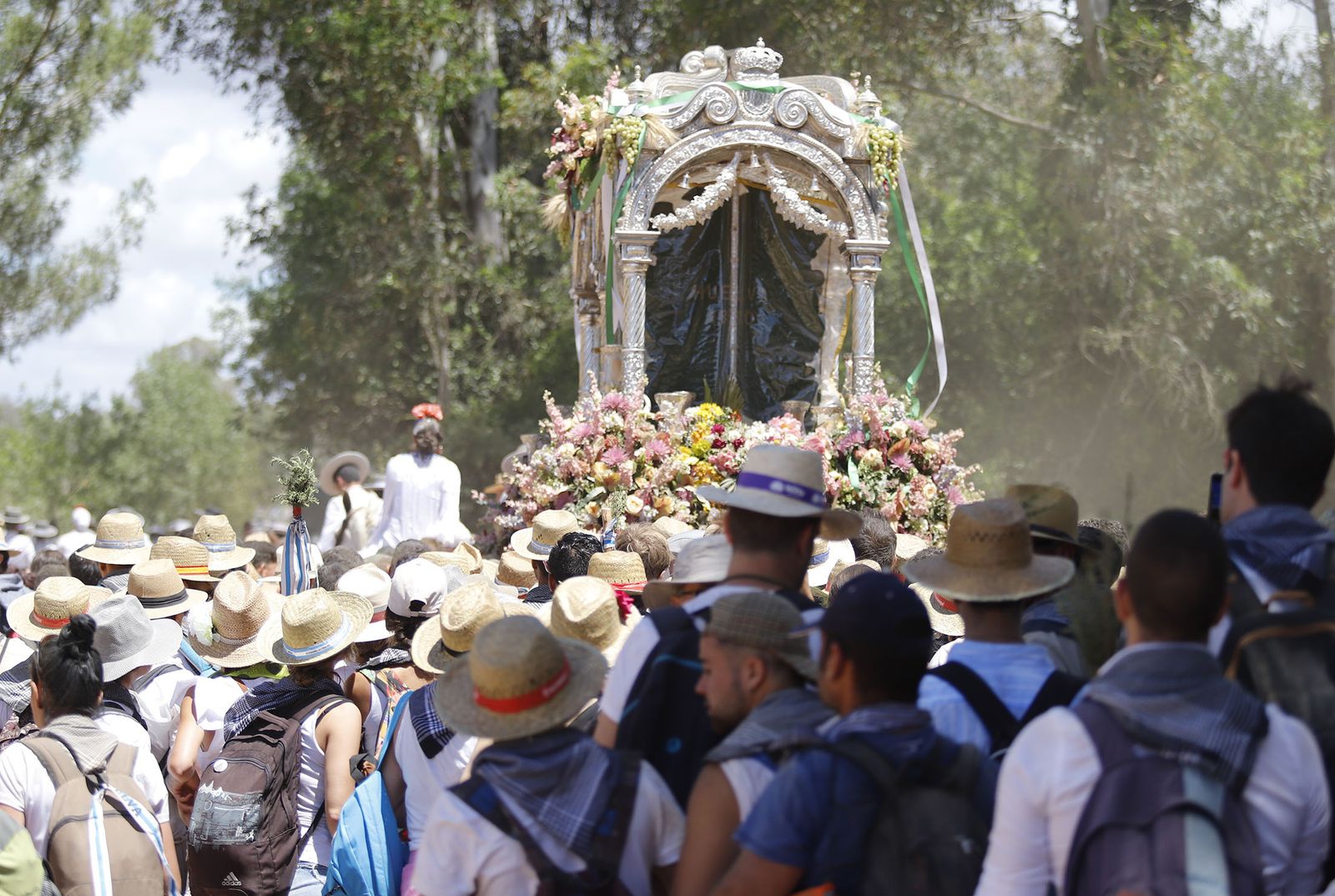 Todos los peregrinos de la Hermandad de Huelva, en imágenes