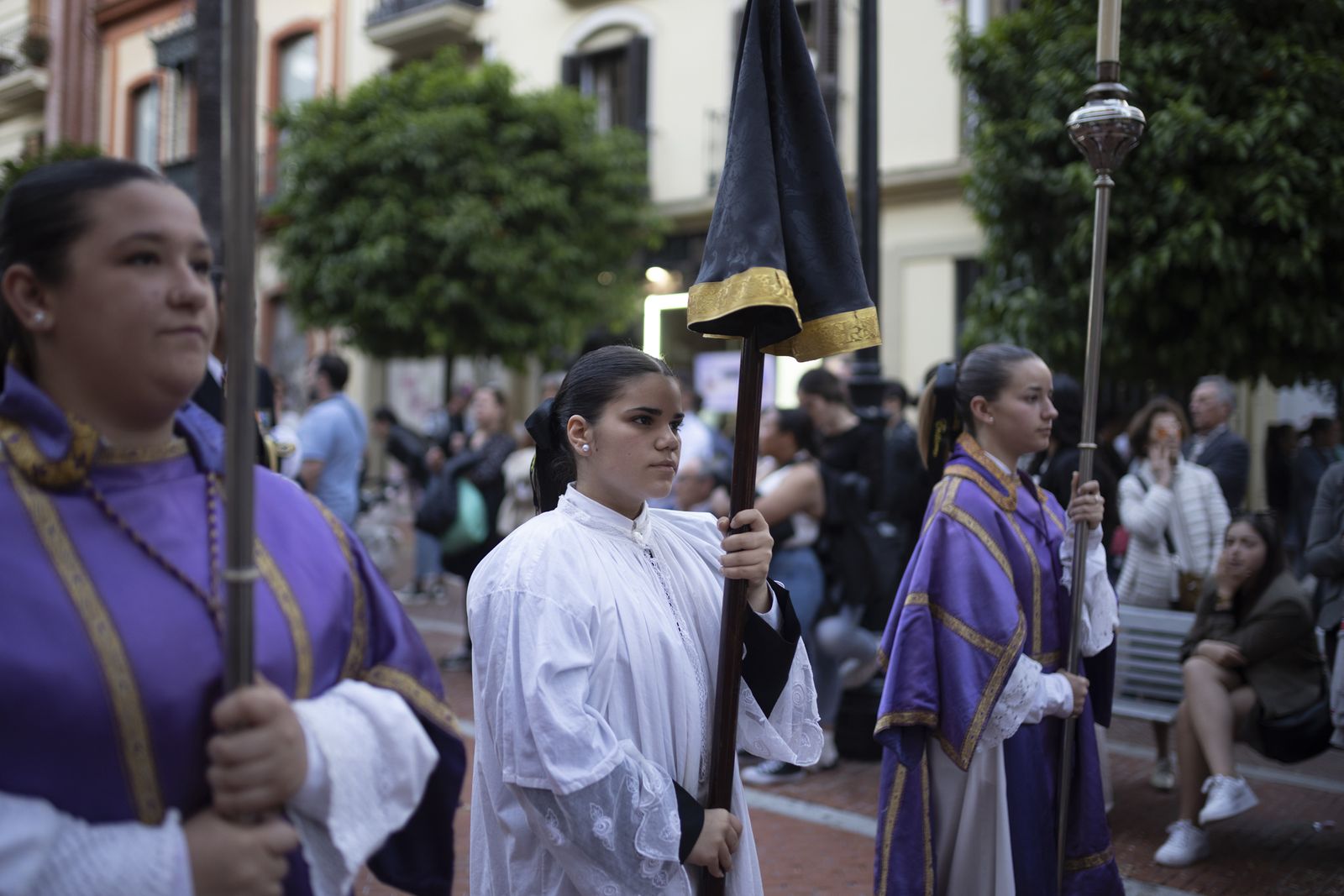 La Hermandad del Santo Entierro de la Semana Santa de Huelva 2023, en imágenes
