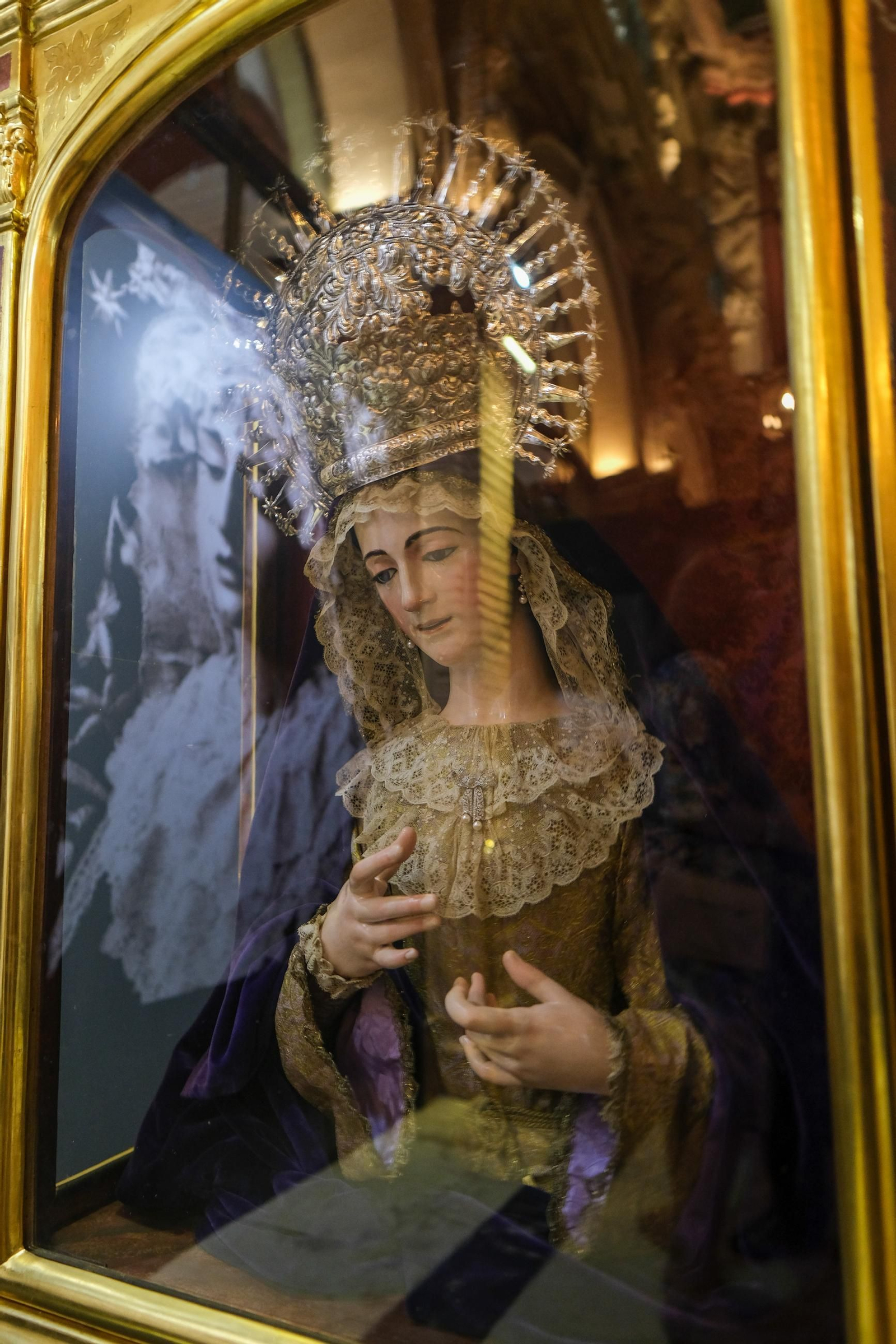Inauguración la exposición 100 Años de hermandad. Los Estudiantes. En el Real círculo de Labradores