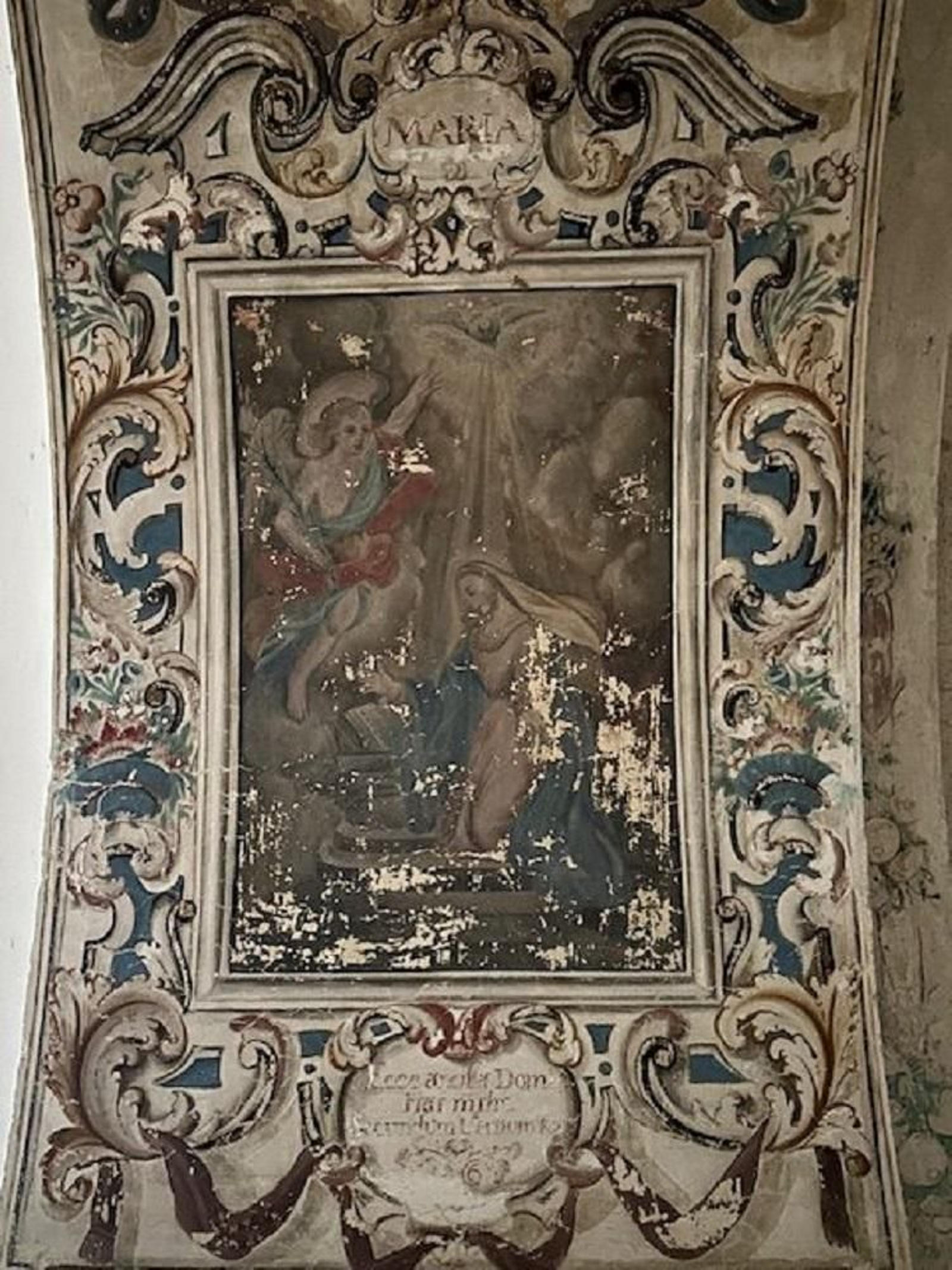 Uno de los frescos de la iglesia.