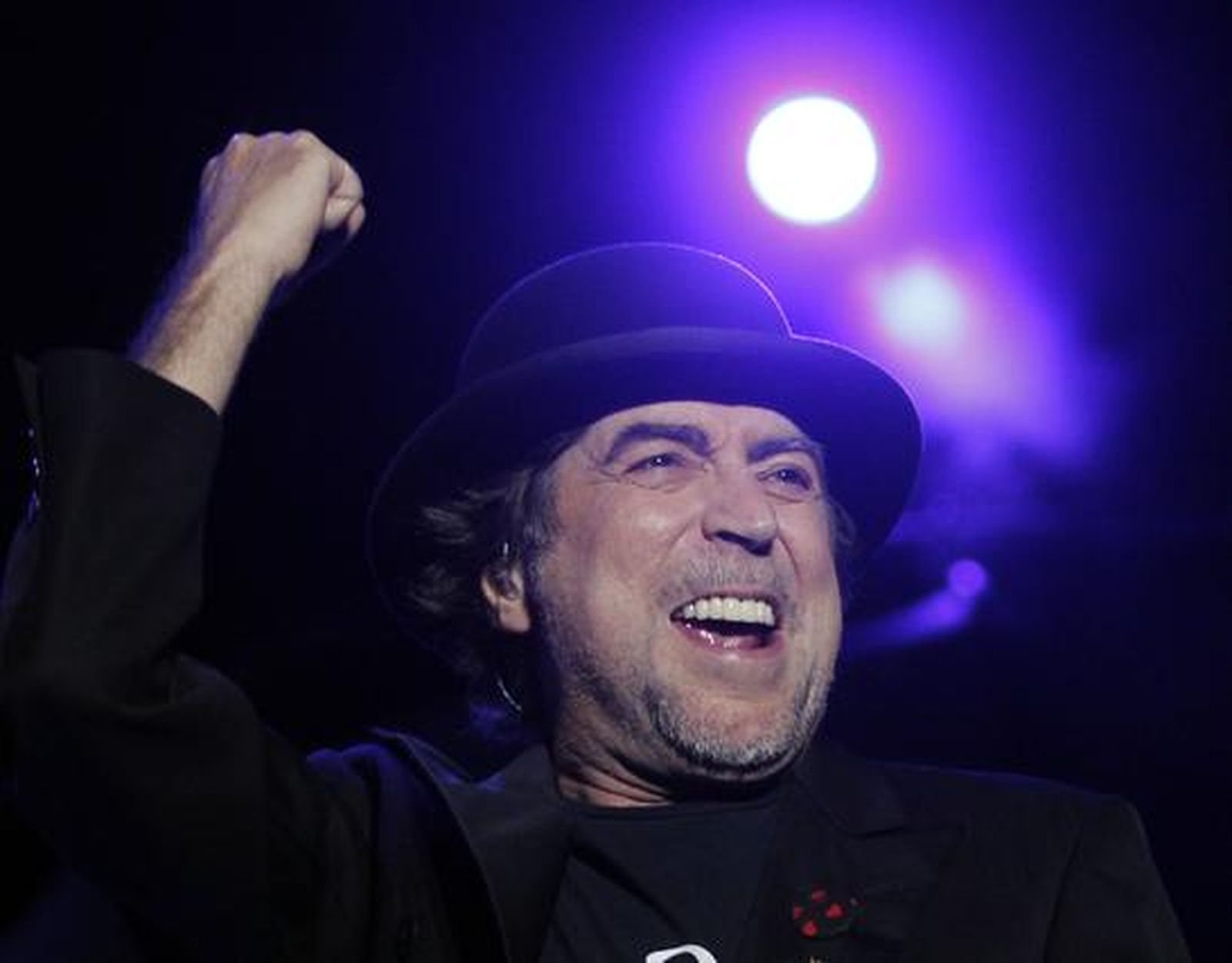 Joaquín Sabina presenta su disco 'Vinagre y rosas' en el auditorio Rocío Jurado. / Antonio Pizarro