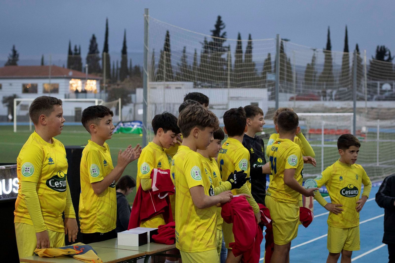 Las mejores imágenes del II Torneo de fútbol Granada Contra el Cáncer