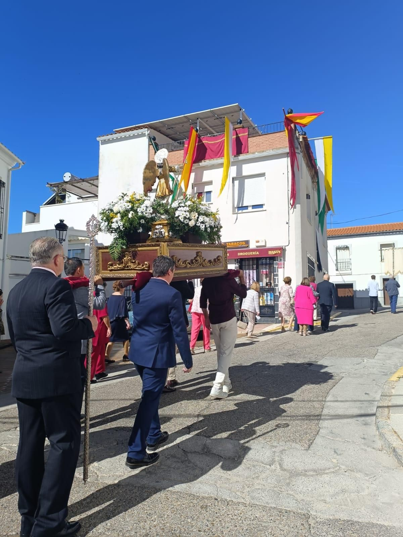 San Rafael recorre las calles de Villaharta