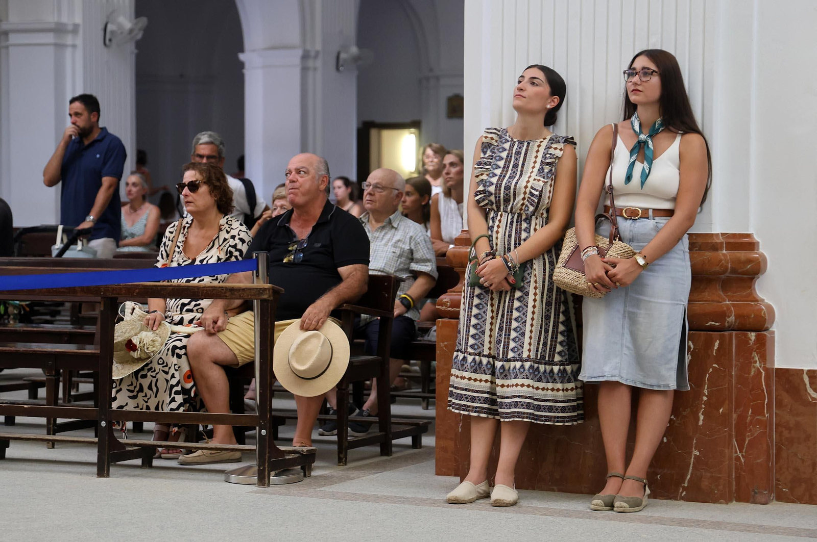 Imágenes del ambiente en el Rocío Chico en la mañana del sábado