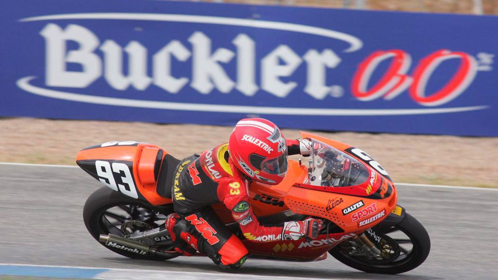 Márquez  pilotaba con 14 años una KTM FRR monocilíndrica de 2 tiempos y 6 marchas