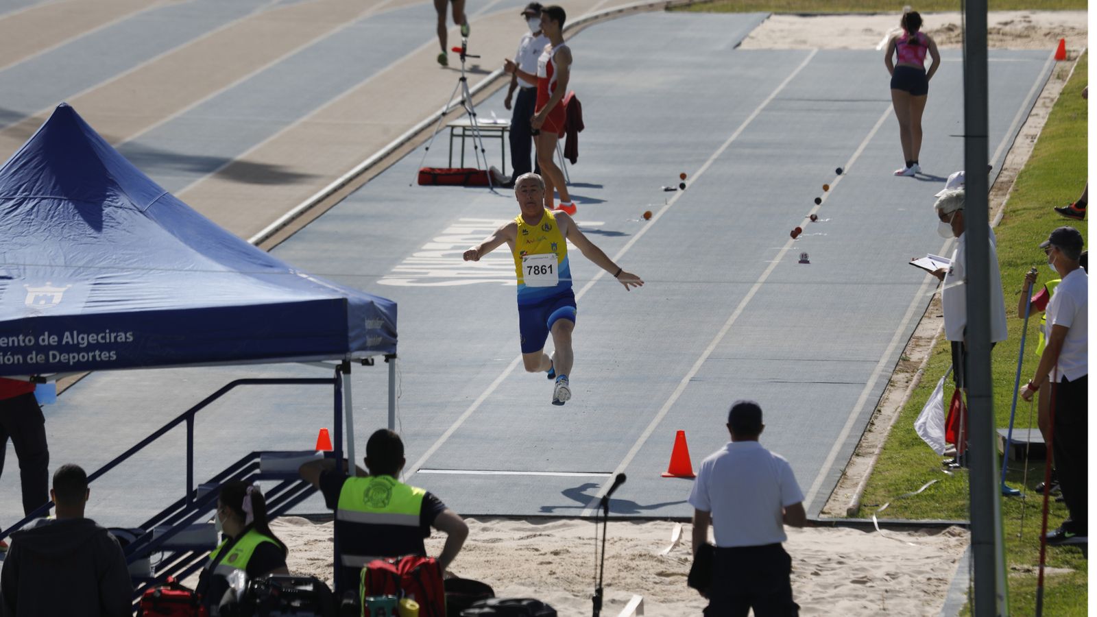 Las fotos de atletismo en las pistas del Enrique Talavera