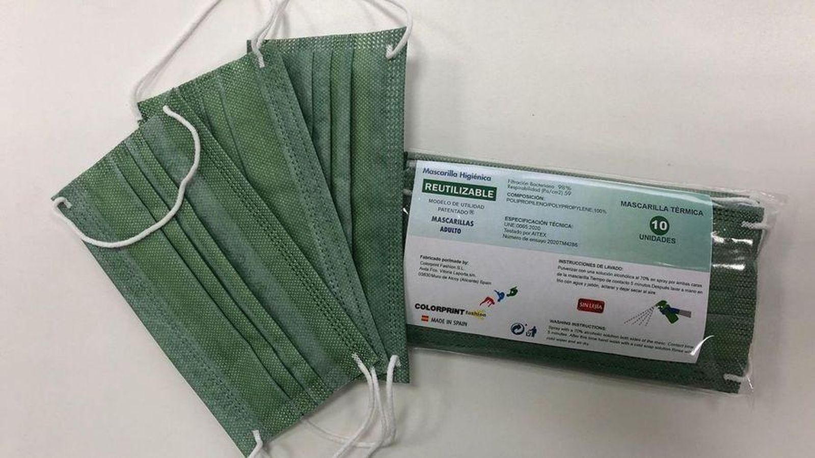 La mascarilla cambia a color blanco en caso de fiebre.