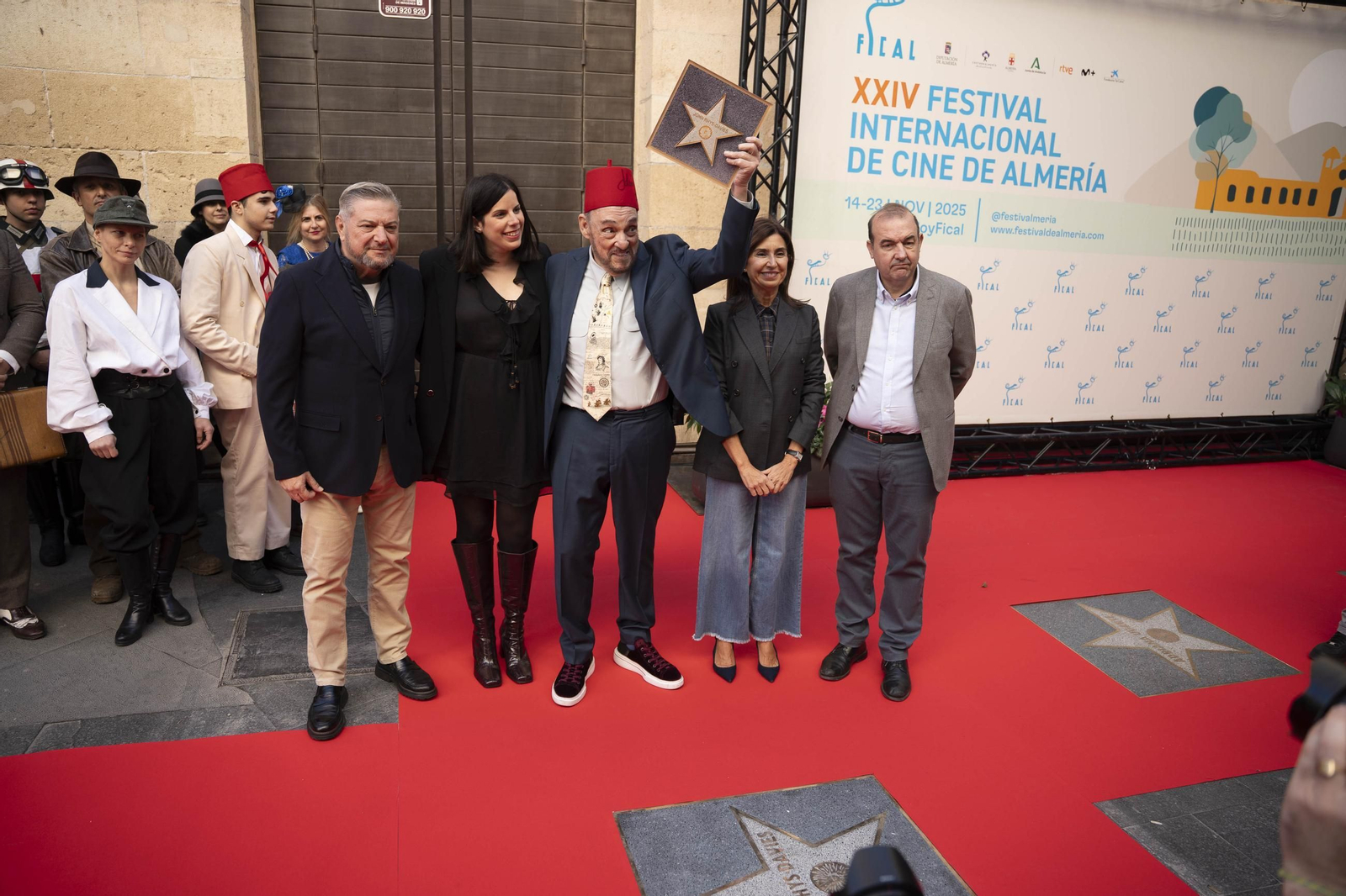 La estrella a JOHN RHYS-DAVIES luce en el paseo de la fama de Almería