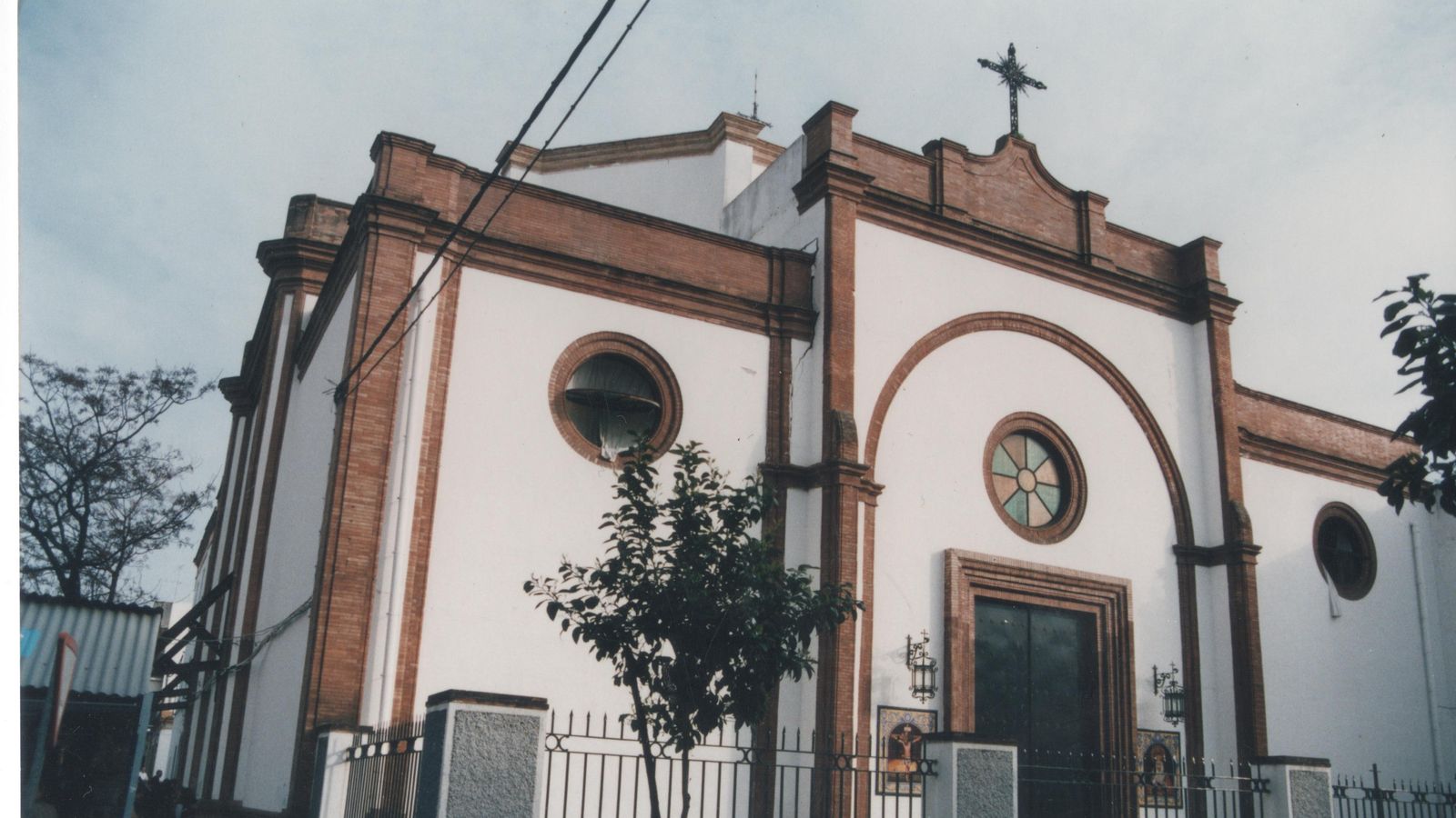 Foto antigua de la Parroquia de los Dolores