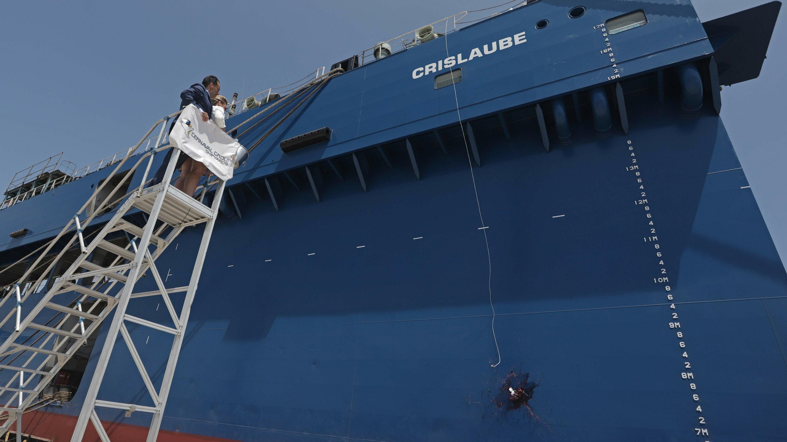 Las mejores fotos del nuevo dique flotante de Cernaval en San Roque